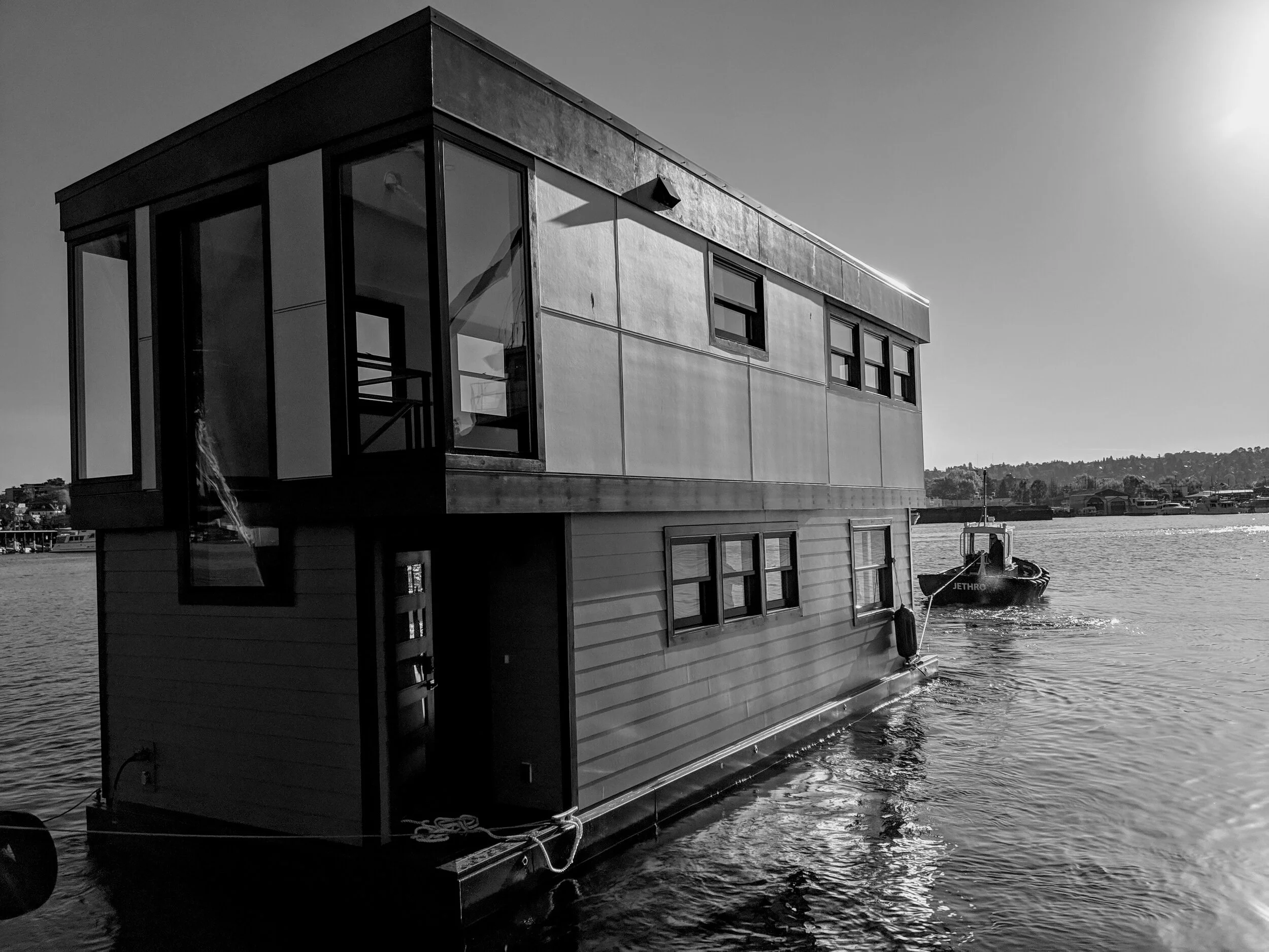 Equinox Floating Home Seattle.jpg