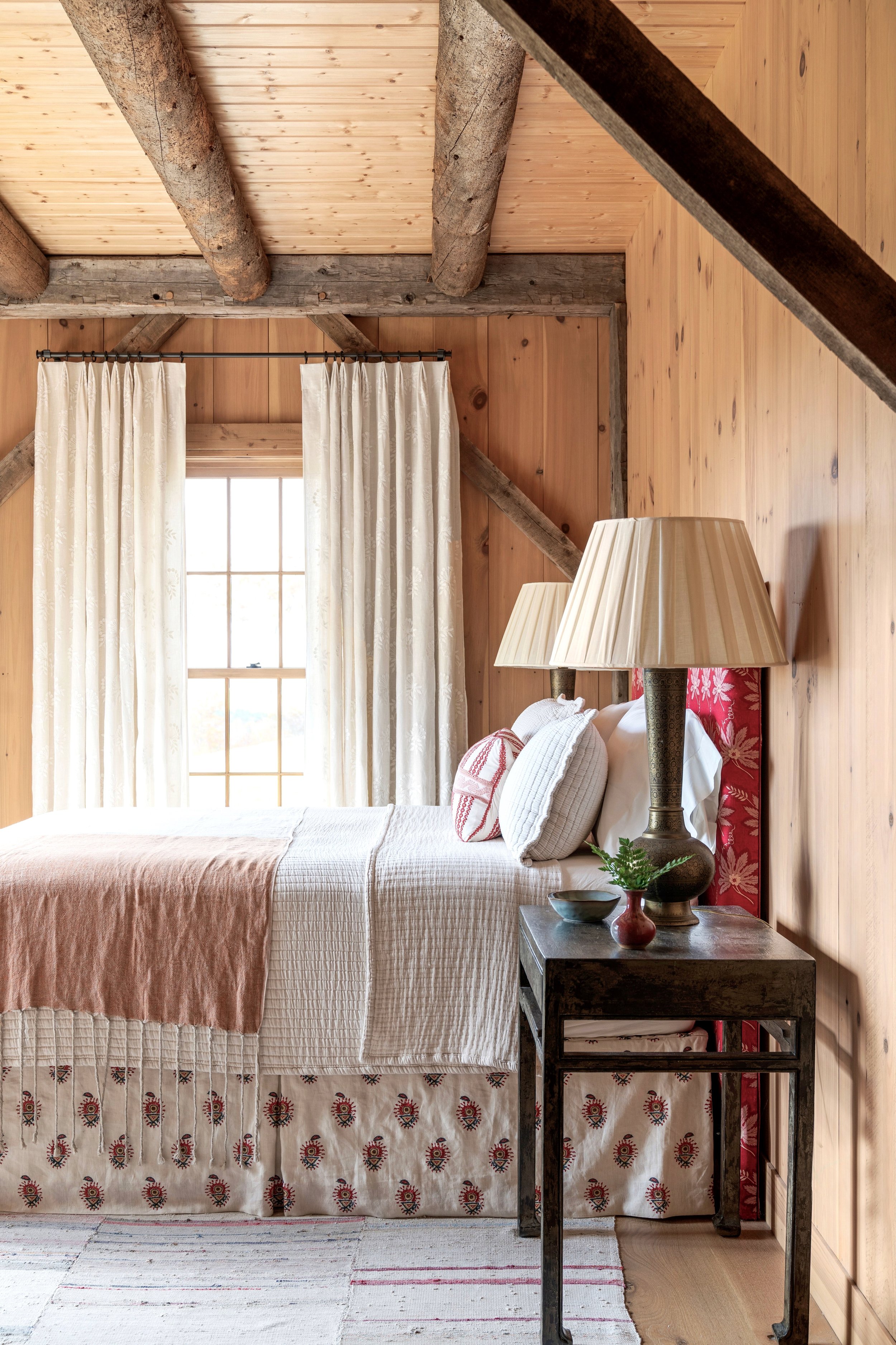 Cameron Stewart Bedroom.jpeg