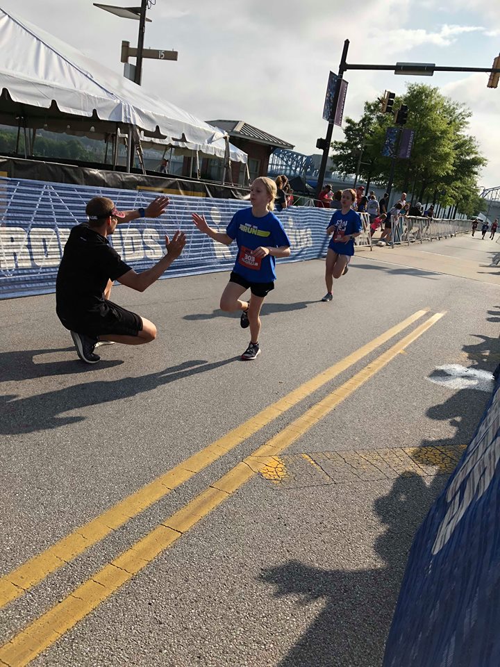 Coach_Terry_Wilson_Andrew_Starykowicz_Ironman_Chattanooga_70.3_High_Fives3.jpg