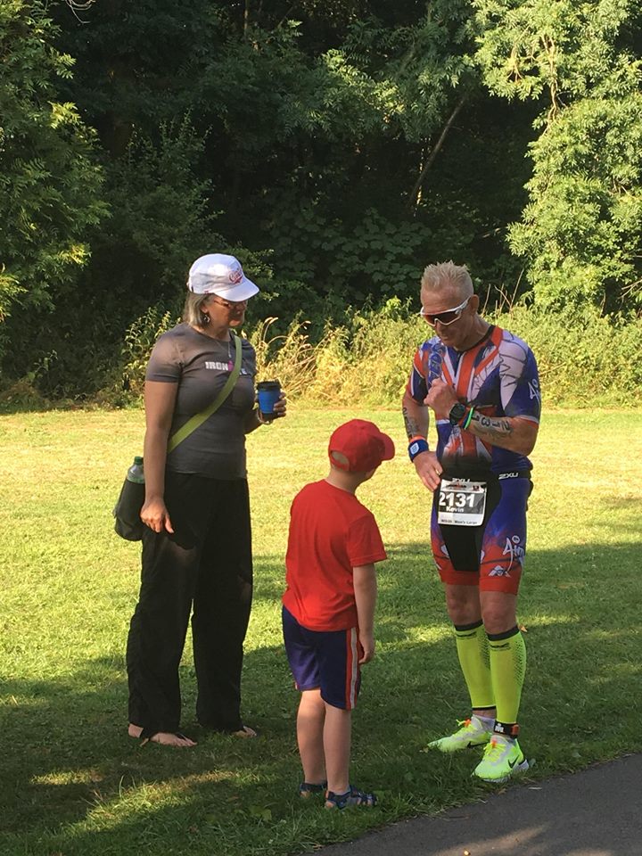 Coach_Terry_Wilson_Pursuit_of_The_Perfect_Race_IRONMAN_Bolton_United_Kingdom_Kevin_Nuun_Run_Giving_Advice.jpg