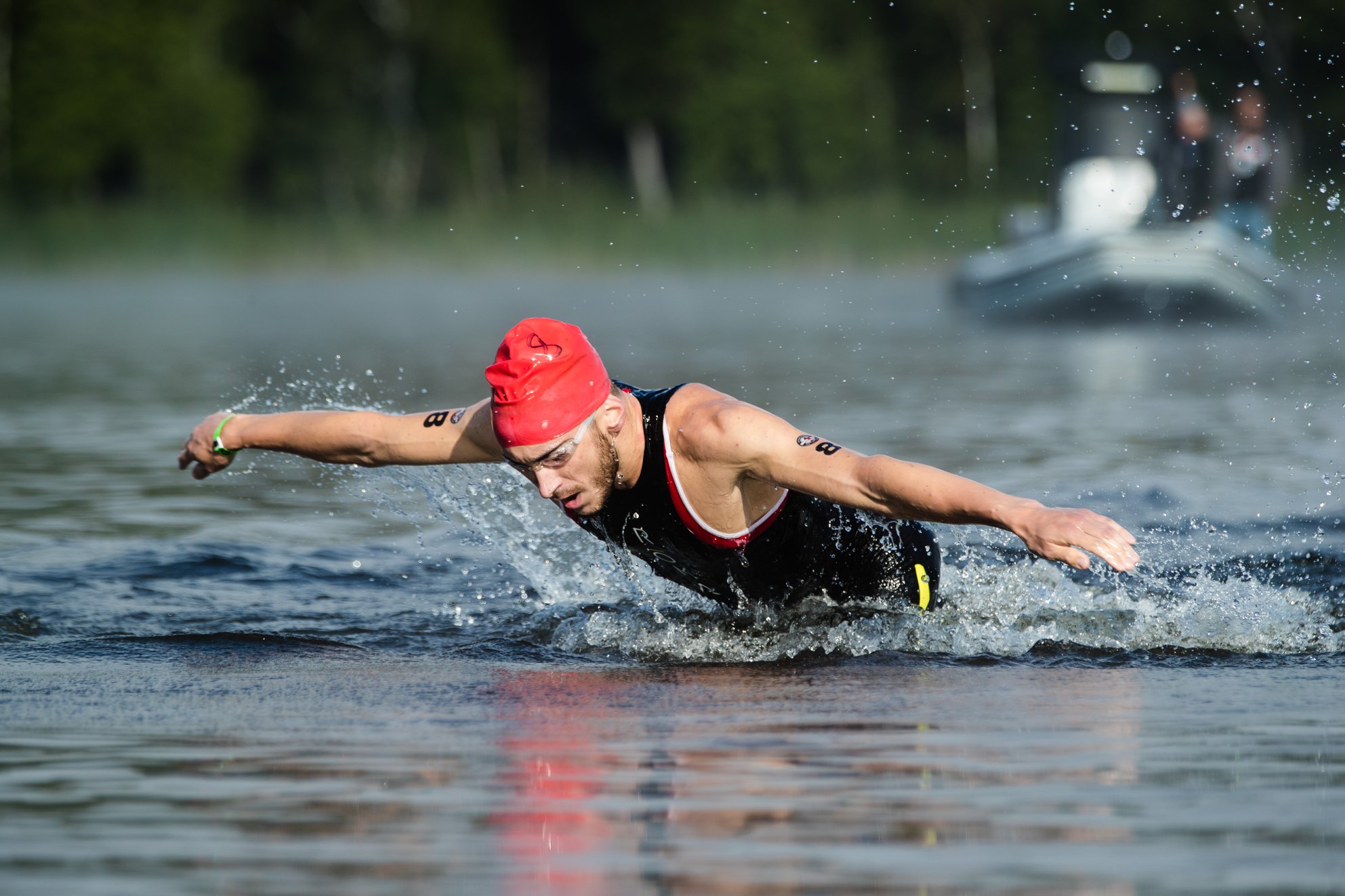 Coach_Terry_Wilson_Pursuit_of_The_Perfect_Race_IRONMAN_Mont_Tremblant_Cody_Beals_Swim.jpg