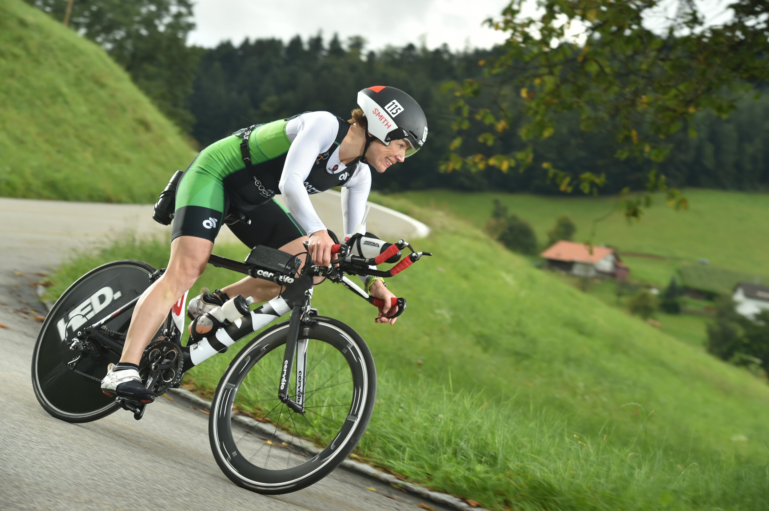 Coach_Terry_Wilson_Pursuit_of_The_Perfect_Race_Powerman_ Zofingen_Duathlon_Derdre_Hassett_2.jpg