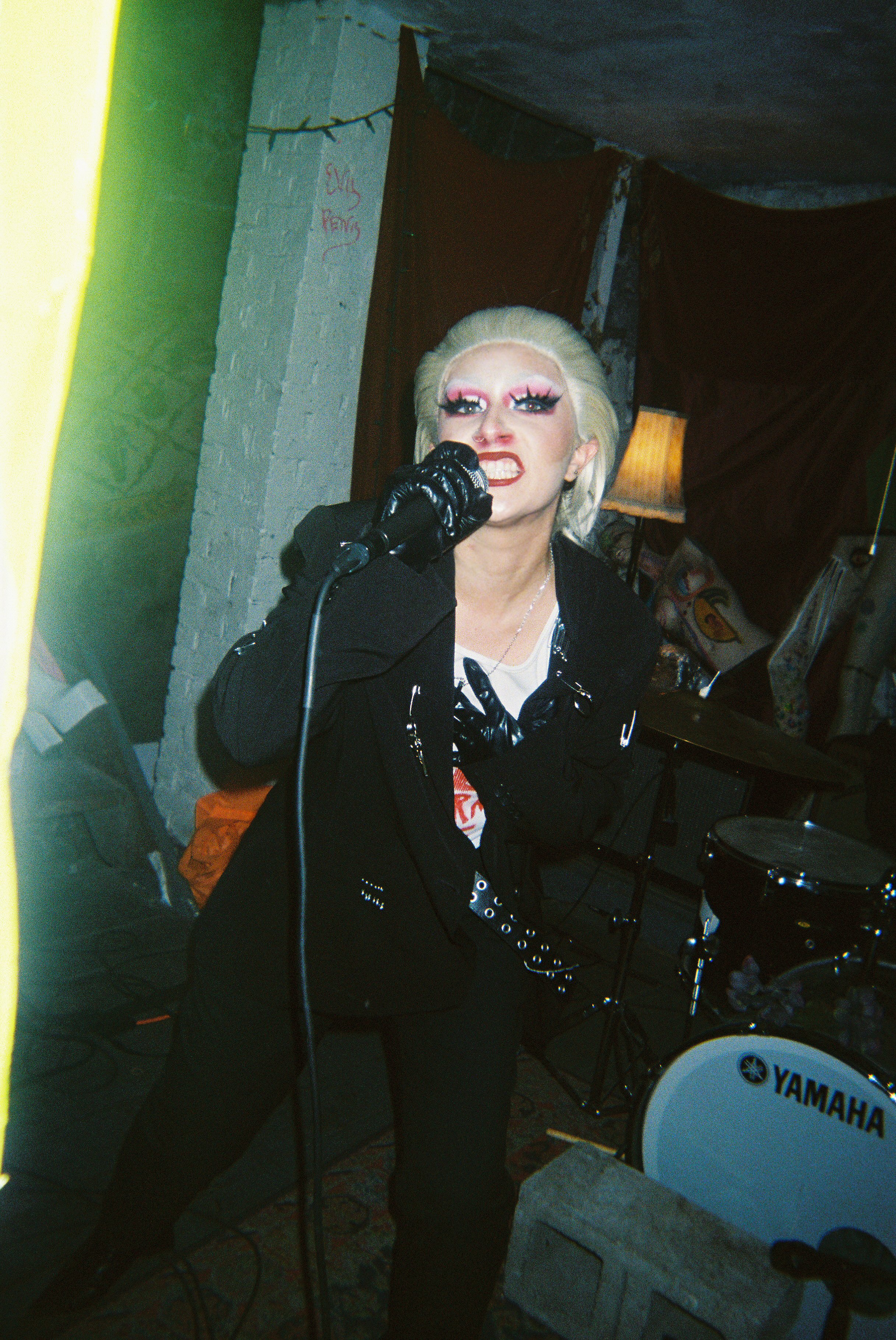 Chickpea performing at Tourist Trap