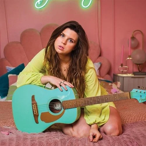 Madeline Rosene Featured in the HoneyPop next to Simple Plan!