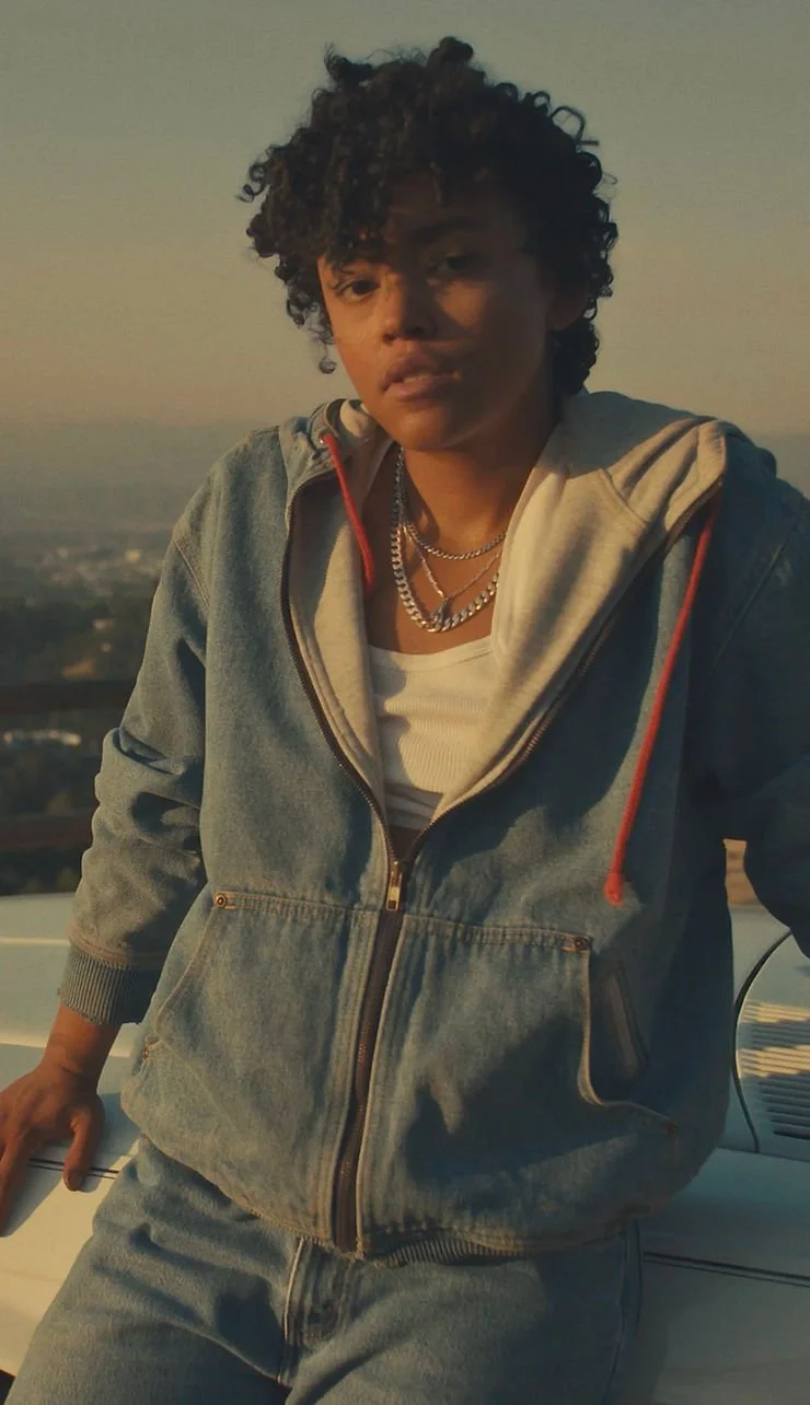 Gillian Elyse Now featured in Buzz Music!