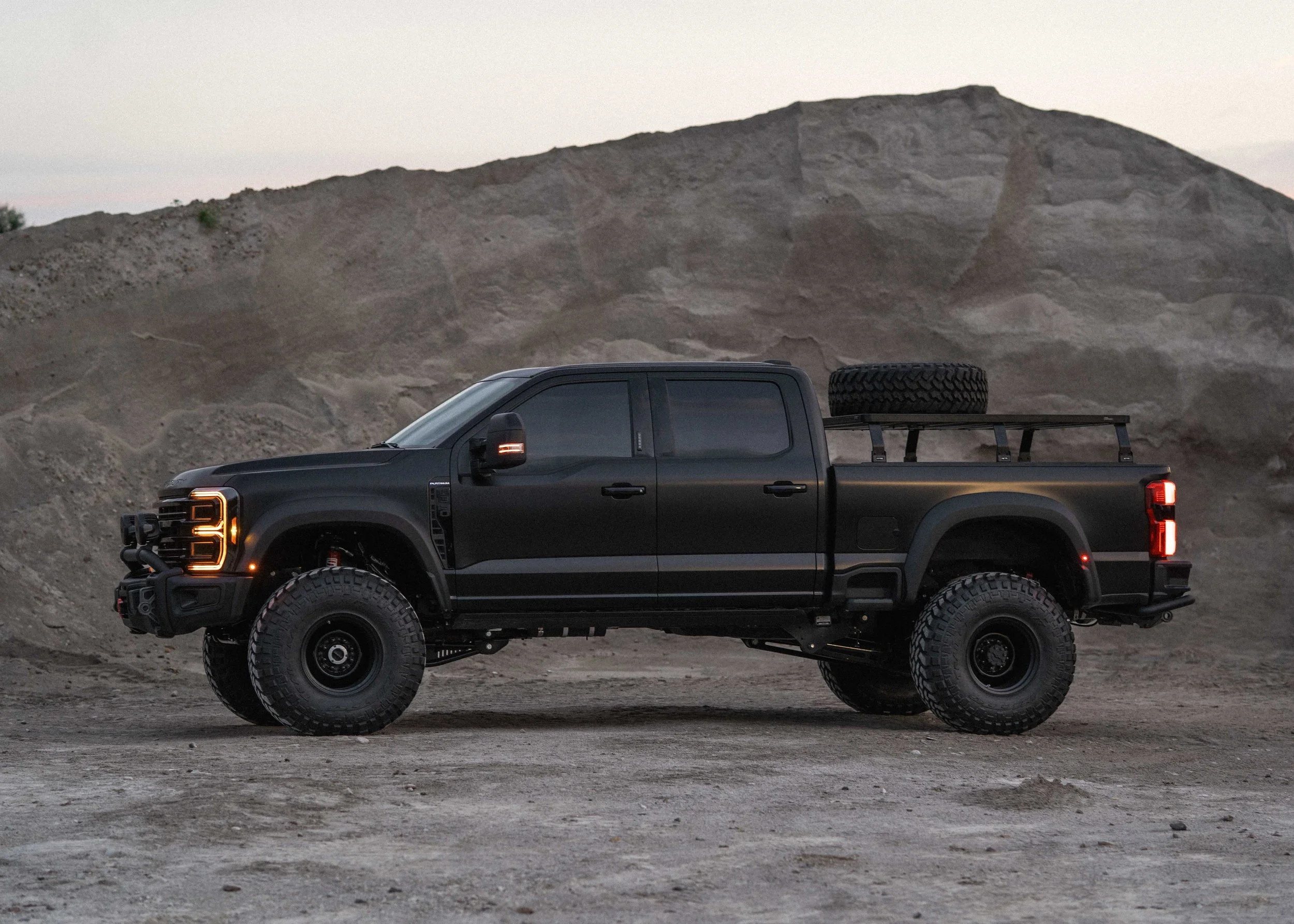 Powers 4x4 Super Duty Shop Truck