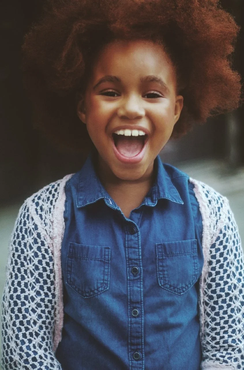 afro-close-up-daytime-936120.jpg
