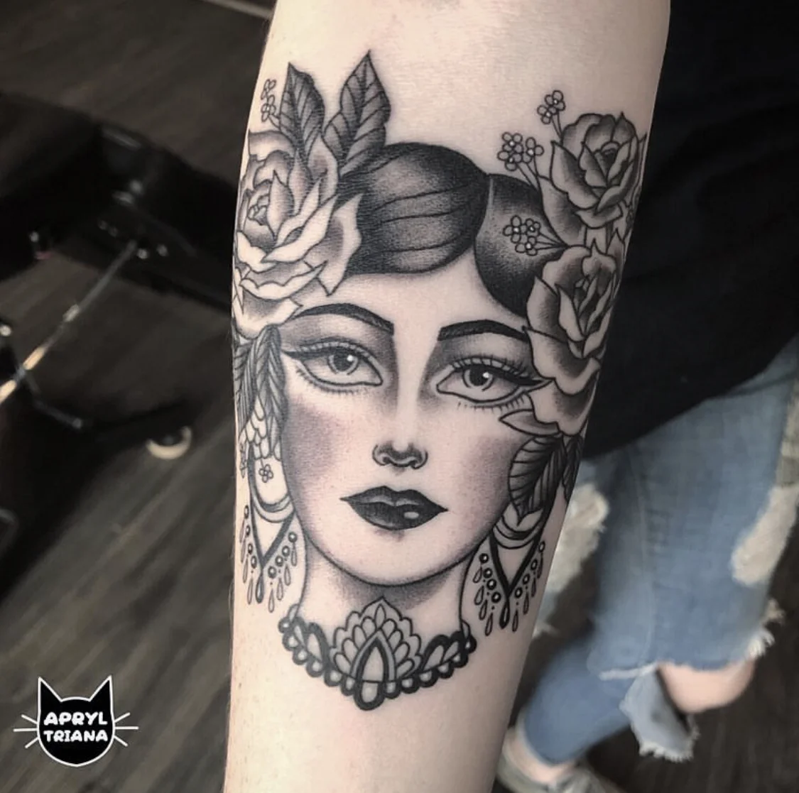 Lady Head