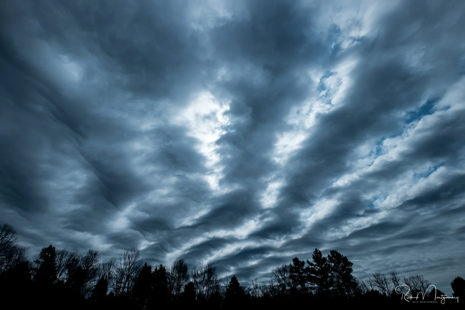cloud_ray.jpg