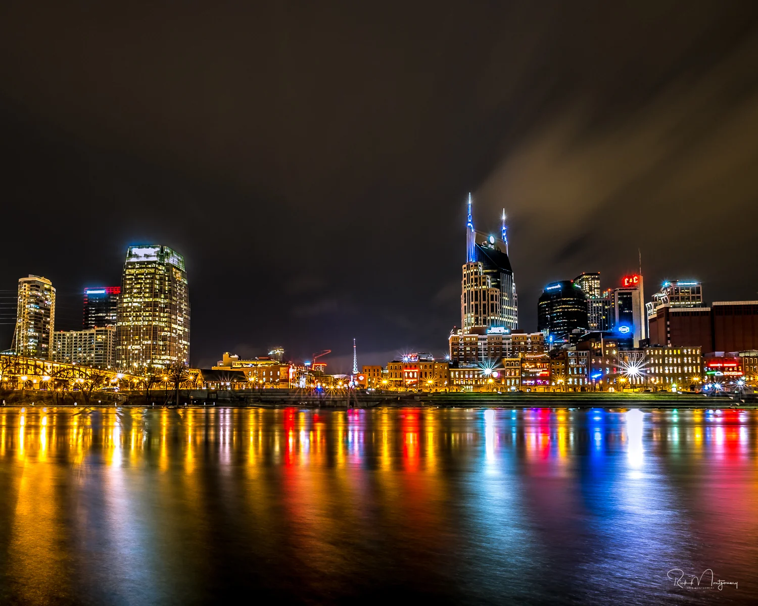 Nashville in Neon.jpg