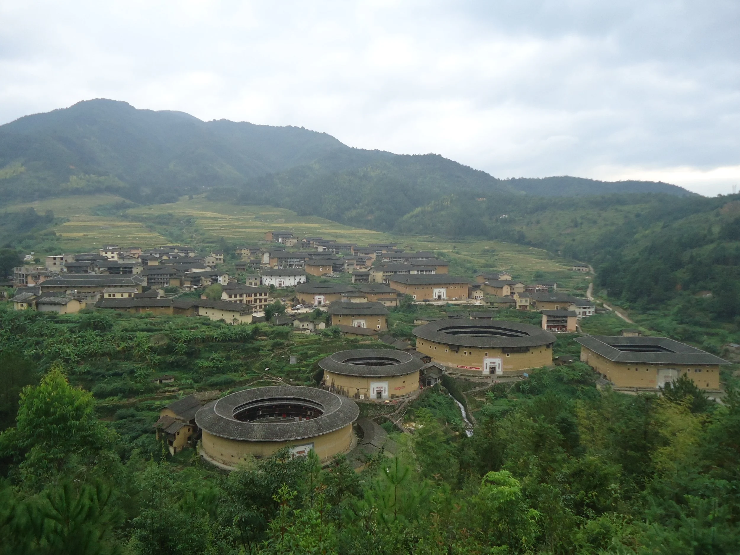 "Proximité... hum... Laisse-moi un peu réfléchir. Ok...", un texte d'Olivier Lazzarotti