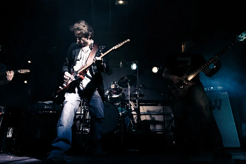 Rock-band-lead-guitar.jpg