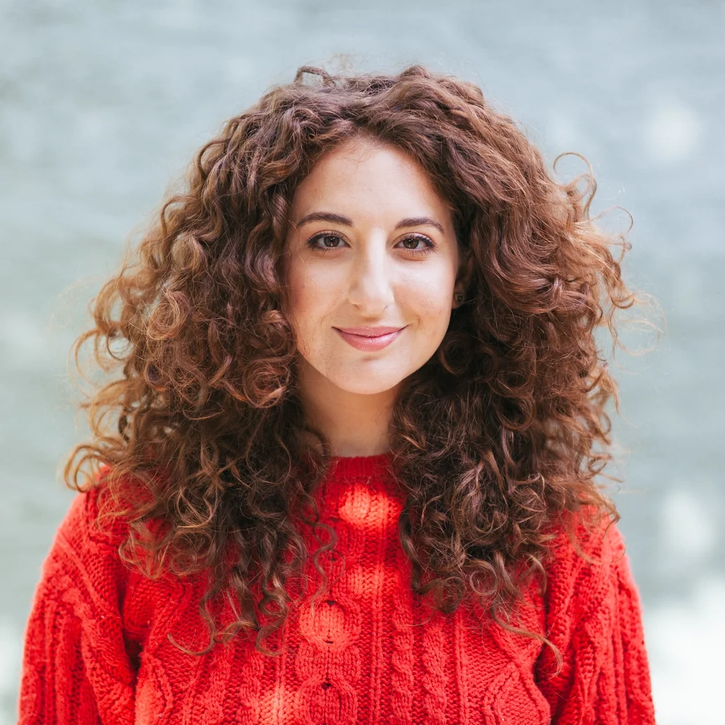 AMANDA CHICAGO LEWIS Investigative Reporter, Rolling Stone Magazine   Panel:  "The Exit Drug: Can Medical Cannabis End the Narcotics Epidemic?"   Amanda Chicago Lewis writes about marijuana and the war on drugs, with an emphasis on public safety, the influence of special interests, and the ways in which the documented racial disparities of drug law enforcement are being cemented into the details of legalization. She writes a biweekly column for Rolling Stone.&nbsp;Her work has also appeared in GQ,&nbsp;BuzzFeed News,&nbsp;Vice,&nbsp;LA Weekly,&nbsp;Pop Up Magazine, and the LA Review of Books.