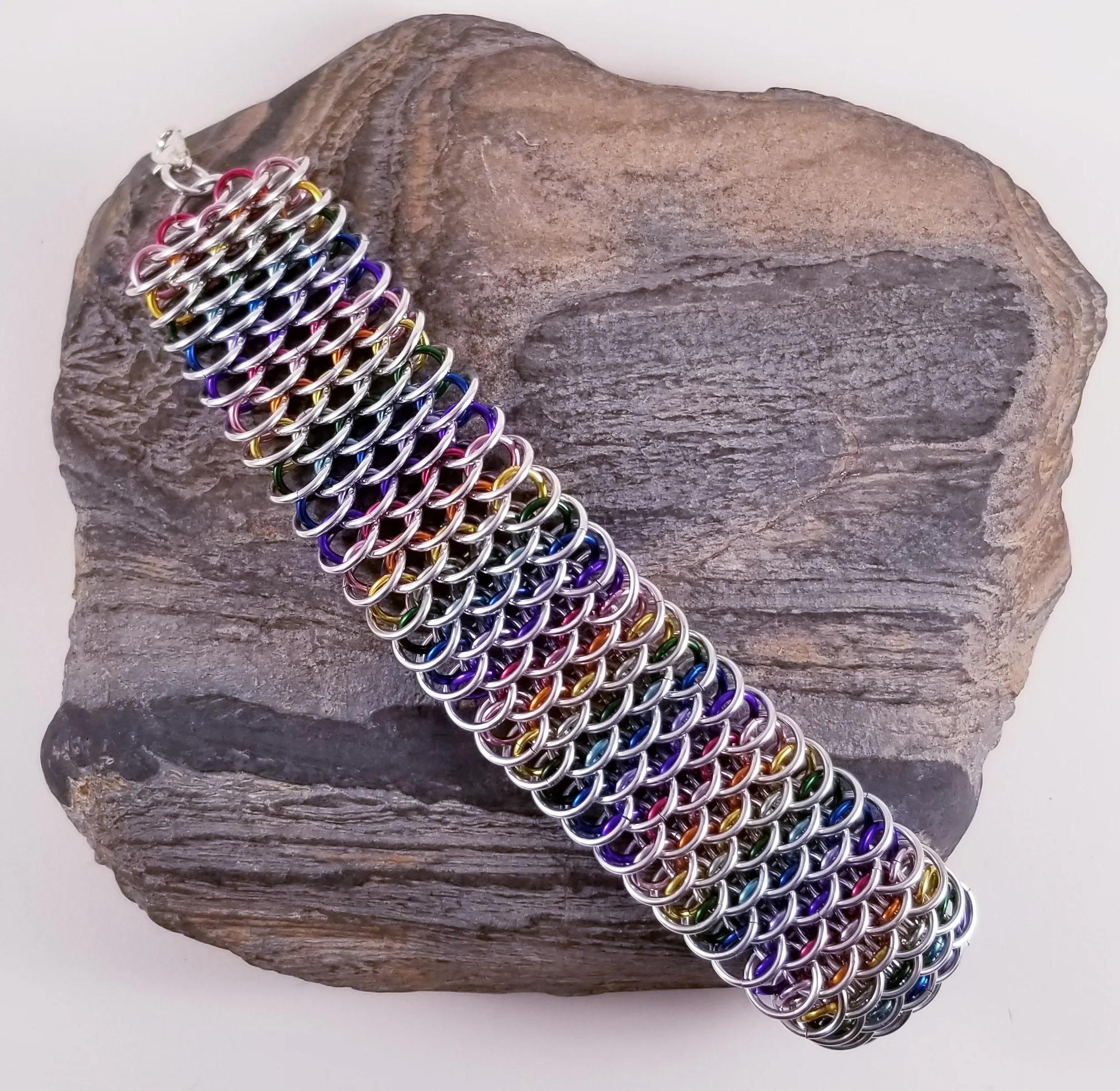 Bracelet- Dragonscale Rainbow
