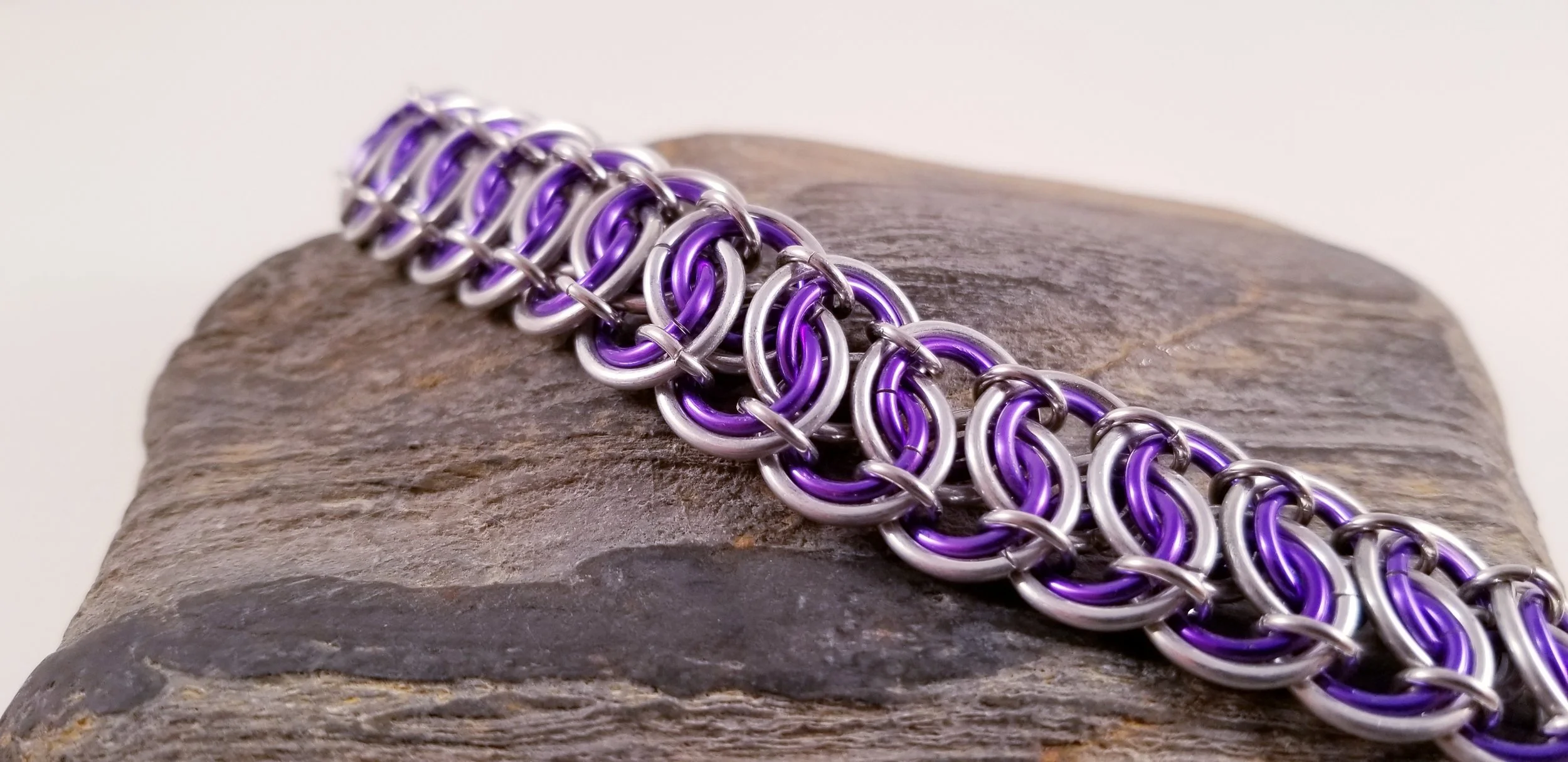 Bracelet- Garter belt Silver and Purple — Chainmailicity