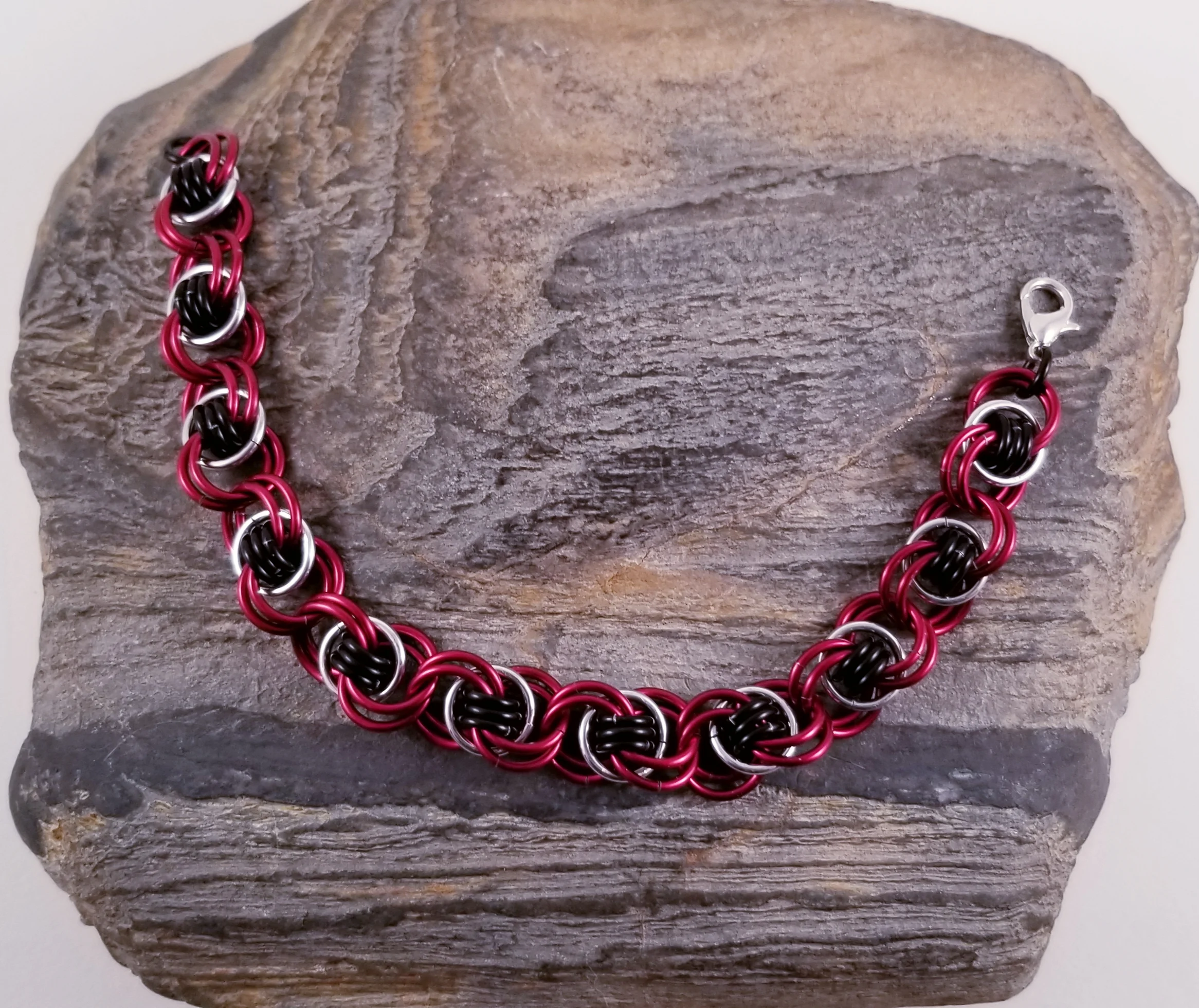 Bracelet- Ocean Waves Red and Black