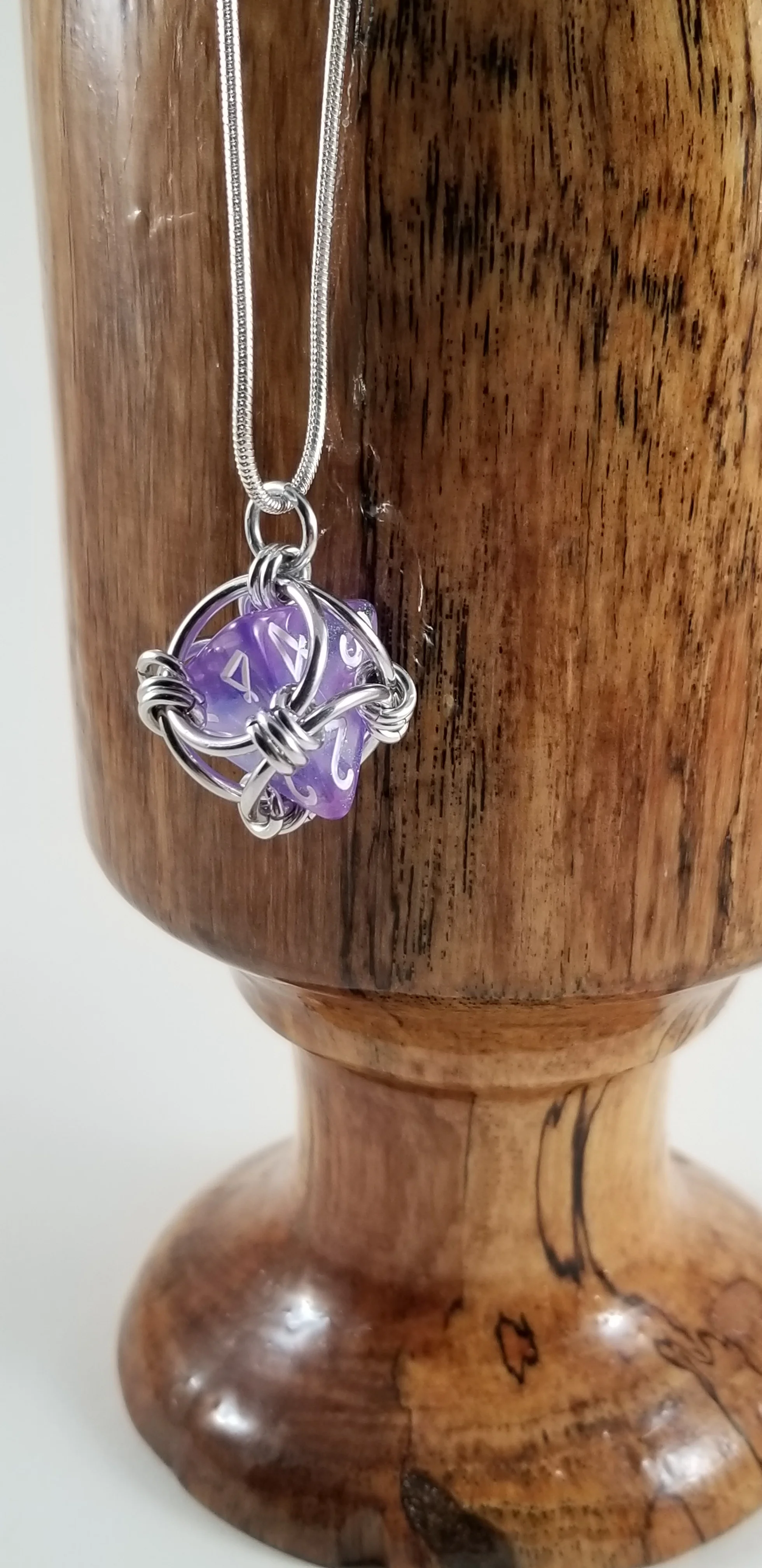 Pendant- d4 Pearl Purple