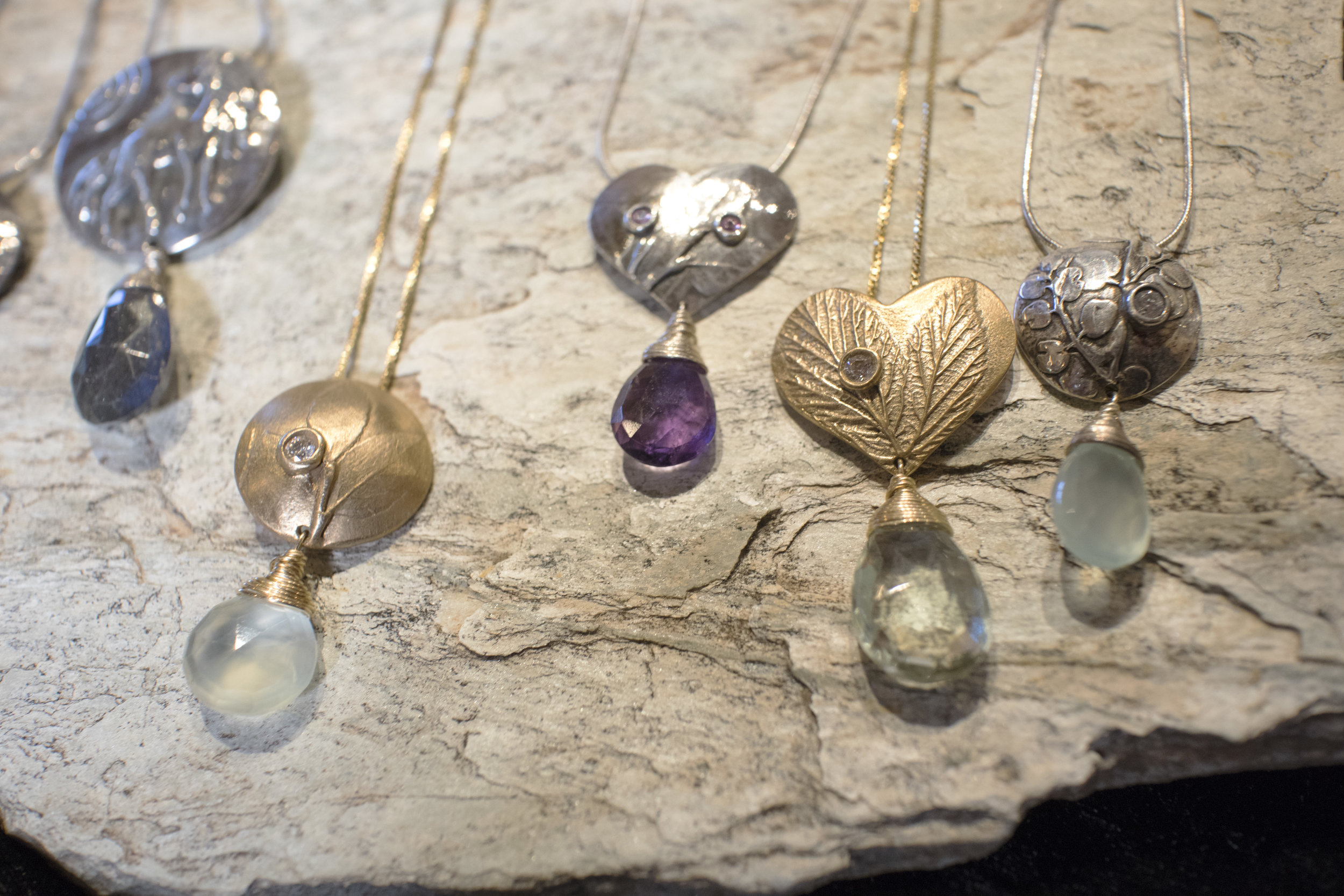 jewelry1.jpg
