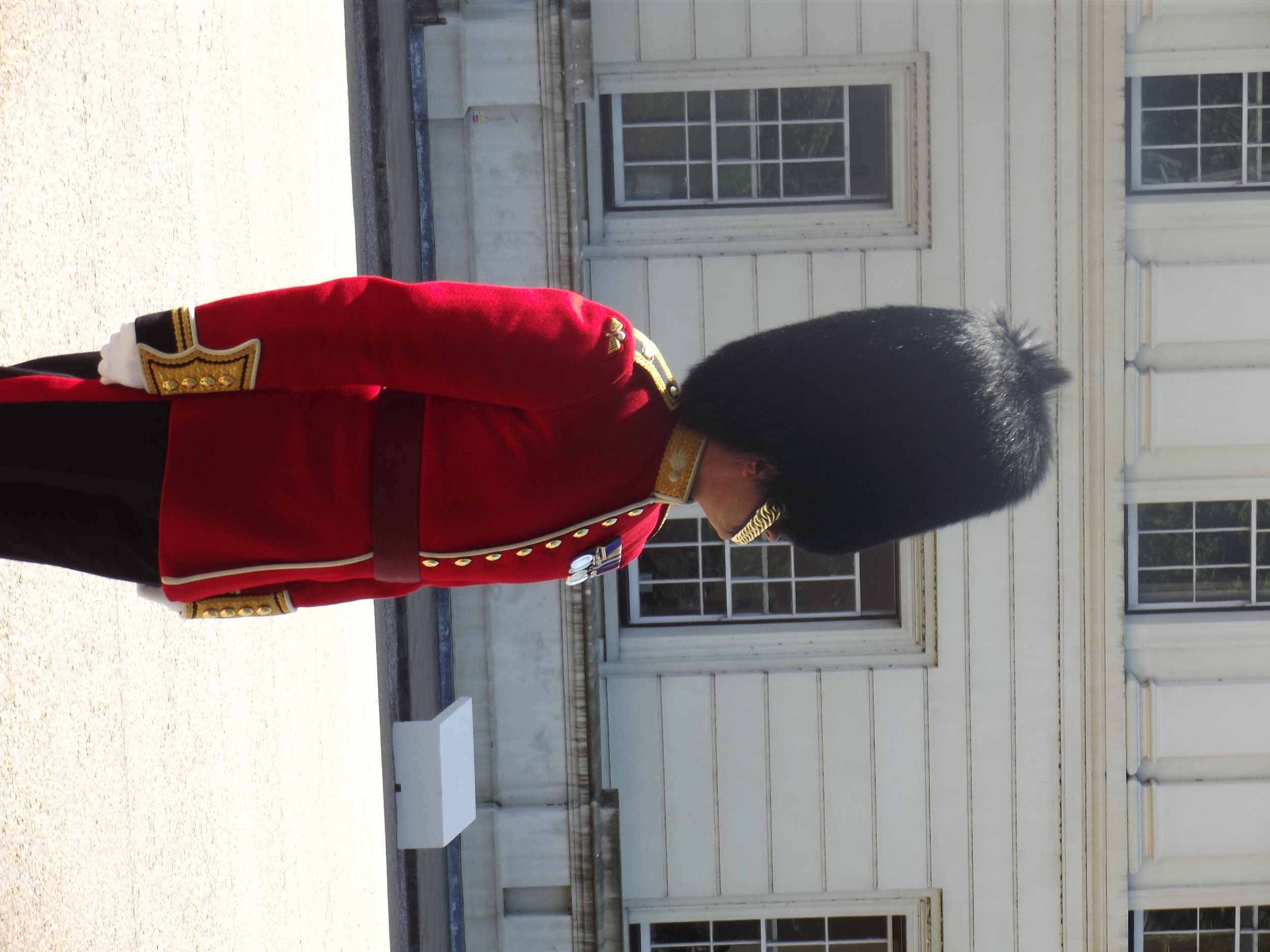 what-to-do-in-london-band-of-scots-guard3.jpg