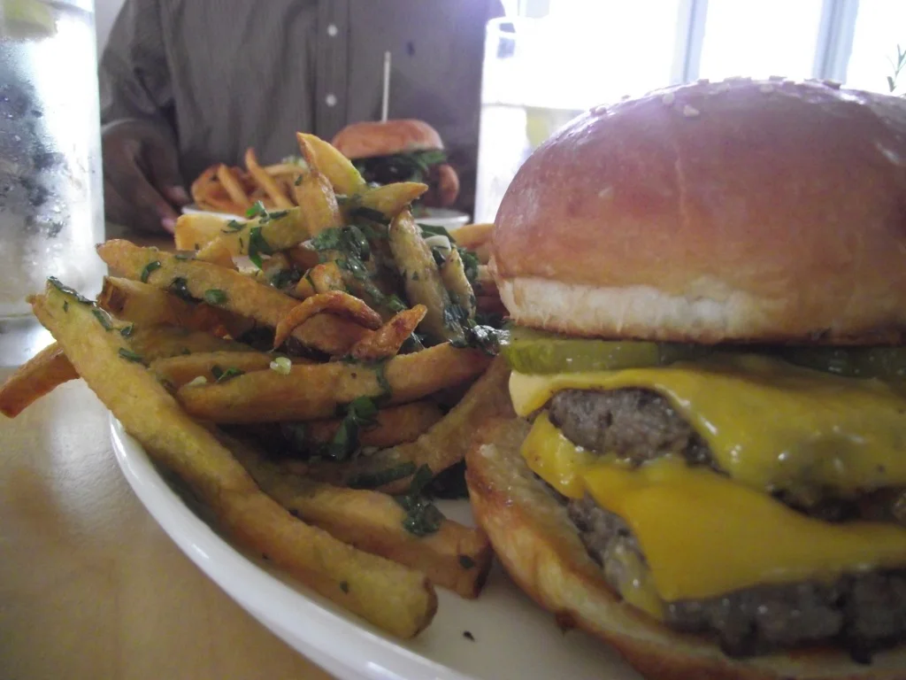 lunch-in-atlanta-bocado-burger-stack.jpg