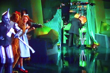 wizard-of-oz-business-lesson.jpg