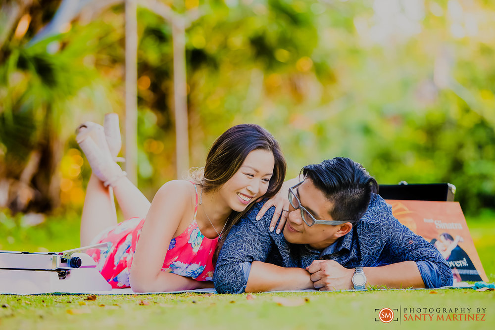 Engagement Session Hugh Taylor Birch State Park - Photography by Santy Martinez-9.jpg