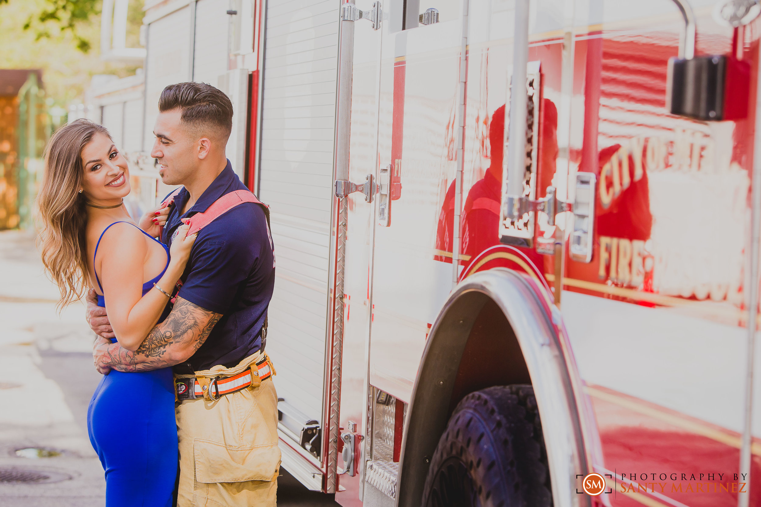 Miami Firefighter Engagement Session - Photography by Santy Martinez-8.jpg