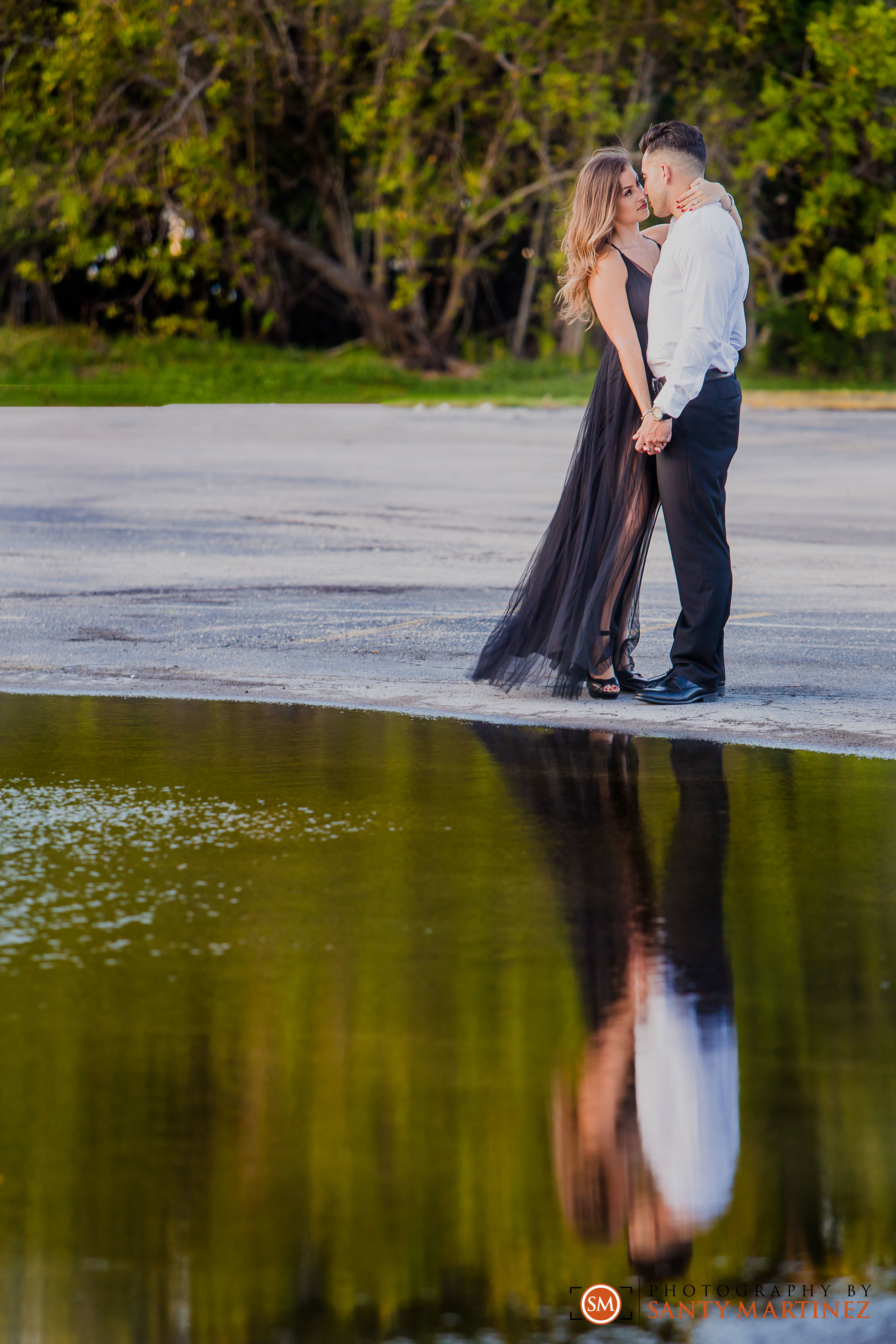 Miami Firefighter Engagement Session - Photography by Santy Martinez-21.jpg