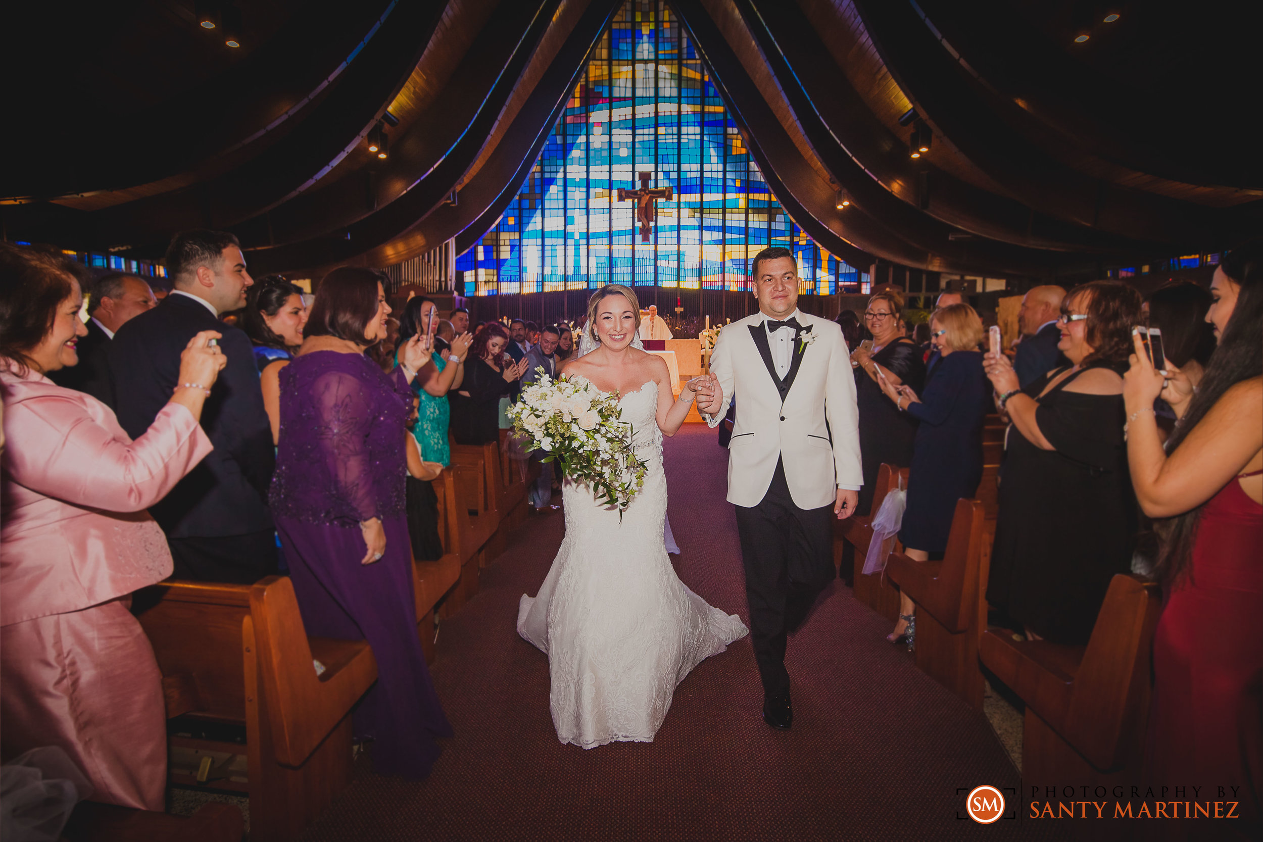 Wedding - St Hugh Catholic Church - Rusty Pelican - Key Biscayne - Photography by Santy Martinez-25.jpg