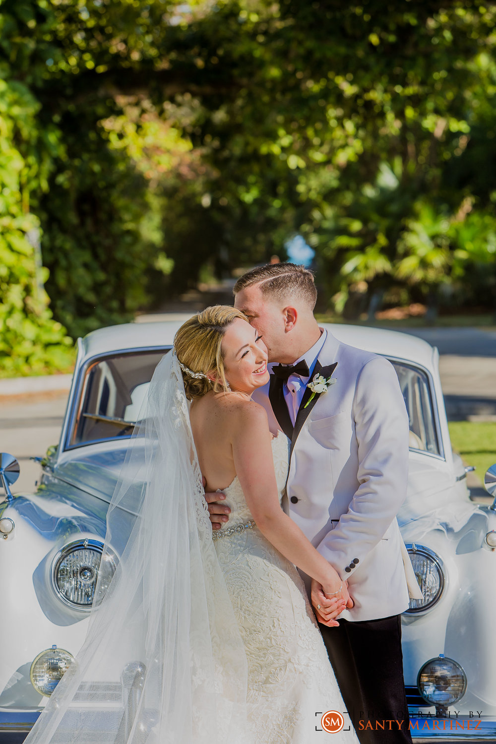 Wedding - St Hugh Catholic Church - Rusty Pelican - Key Biscayne - Photography by Santy Martinez-28.jpg