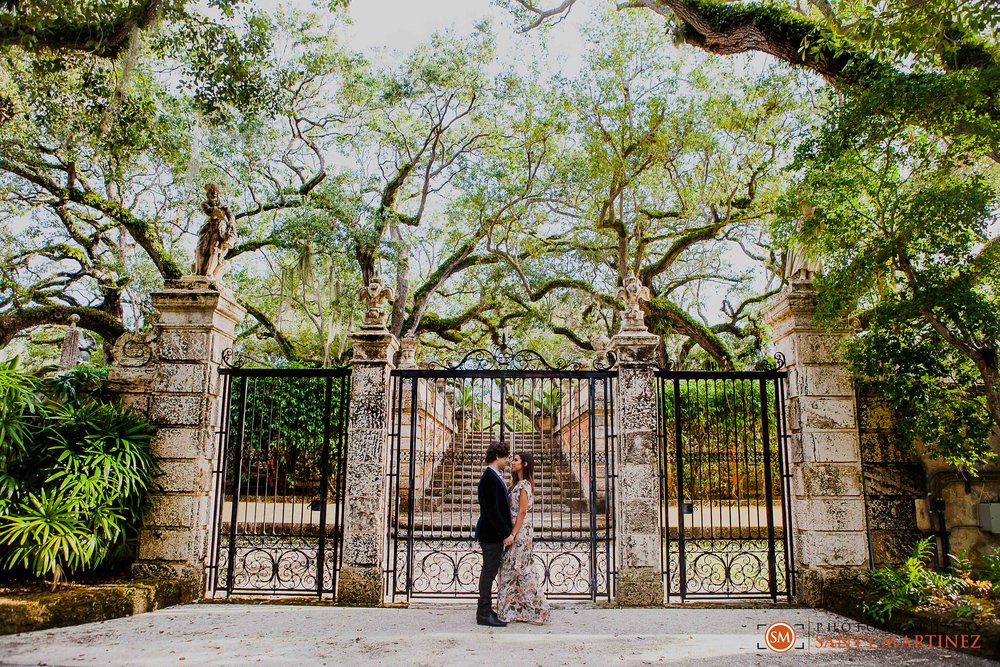 Vizcaya Engagement Session - Santy Martinez Photography-8.jpg