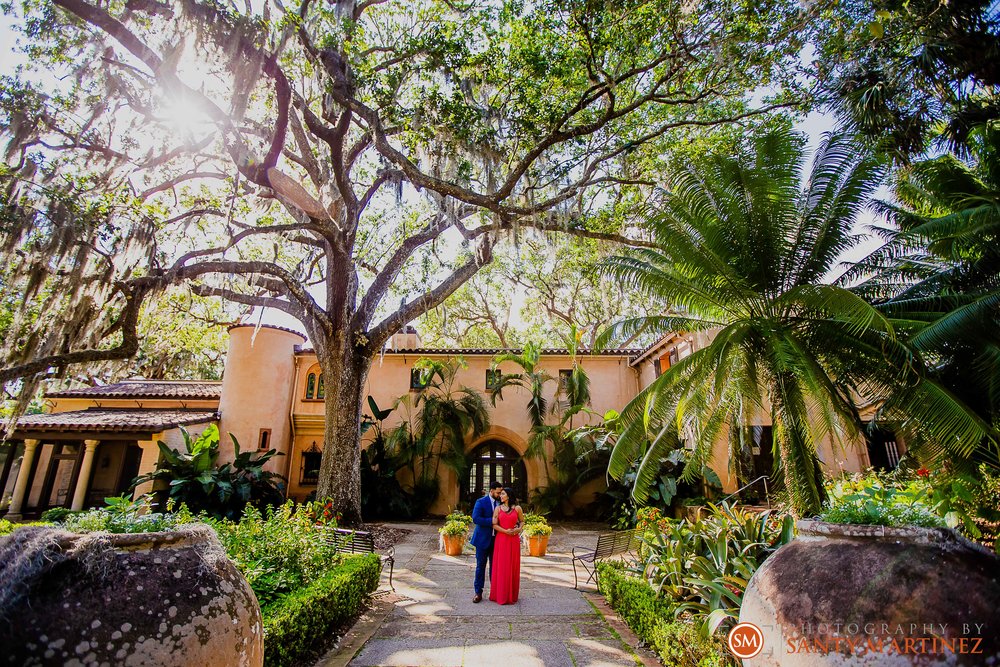 Engagement Session Bok Tower Gardens - Santy Martinez Photography-15.jpg