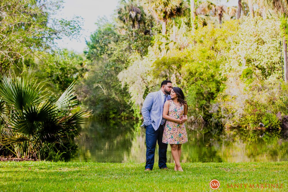 Engagement Session Bok Tower Gardens - Santy Martinez Photography-17.jpg