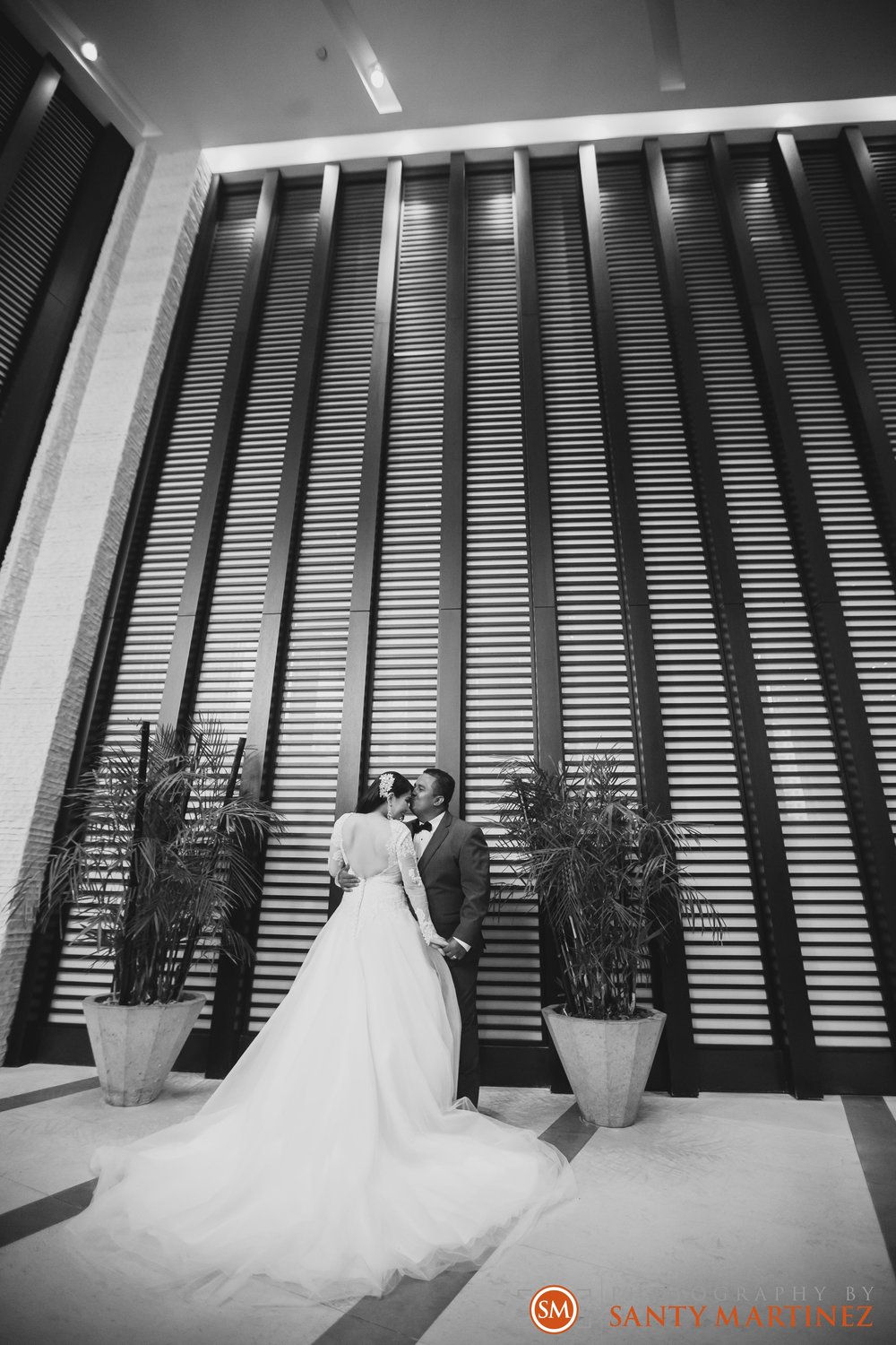 Wedding Epic Hotel Miami - Photography by Santy Martinez-37.jpg