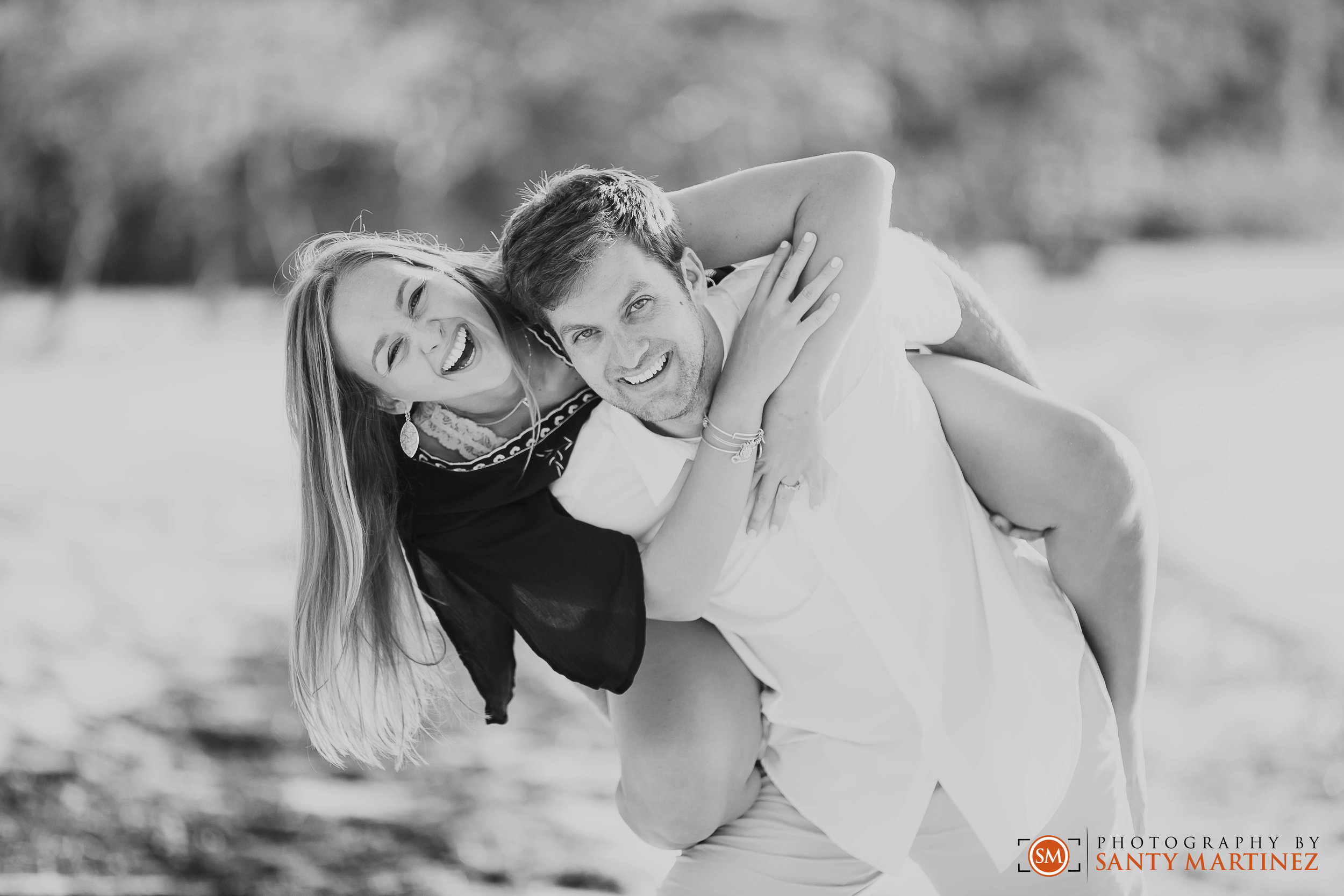 Key Biscayne Engagement Session - Santy Martinez - Miami Wedding Photographers-13.jpg