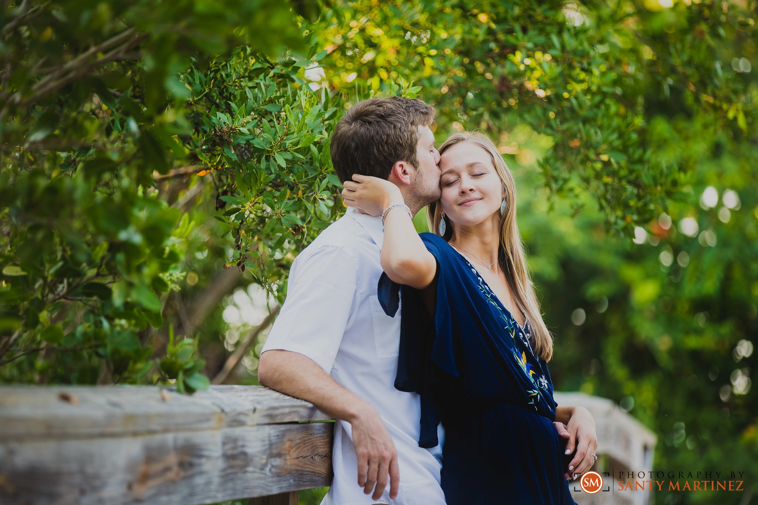 Key Biscayne Engagement Session - Santy Martinez - Miami Wedding Photographers-16.jpg