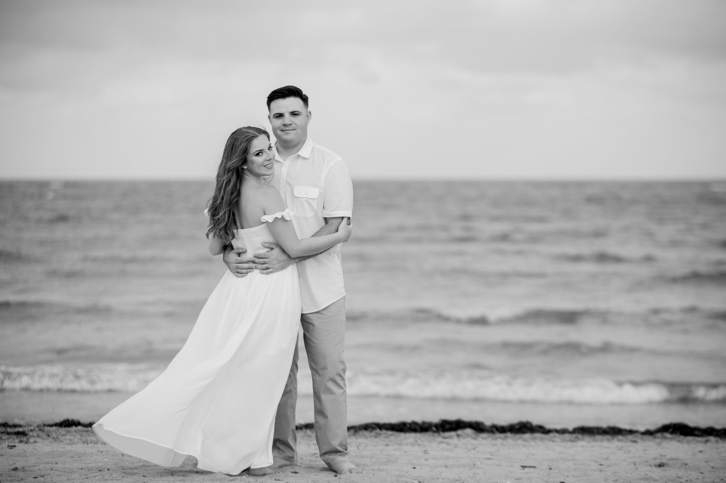 Engagement Session at Crandon Park - Miami Wedding Photographers - Santy Martinez 10.jpg