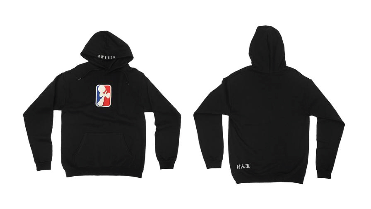 Hoodie_Black_01.jpg