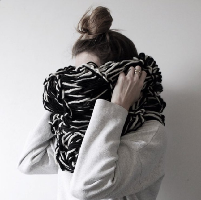 Your No-Equipment-Needed Guide to Arm-Knitting a Scarf
