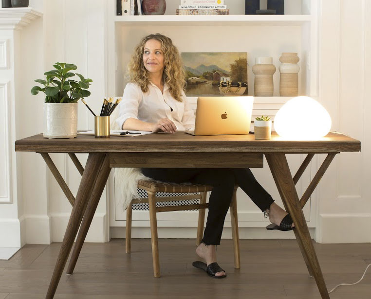 Tech-savvy Blogger Carley K’s Favorite Gifts