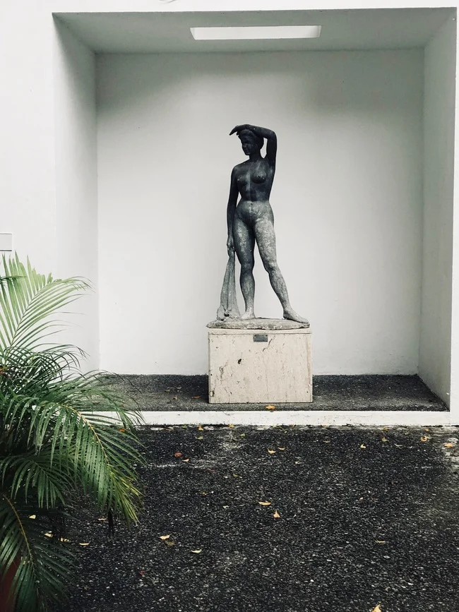 A Non-Tourist-y Guide to the Dominican Republic