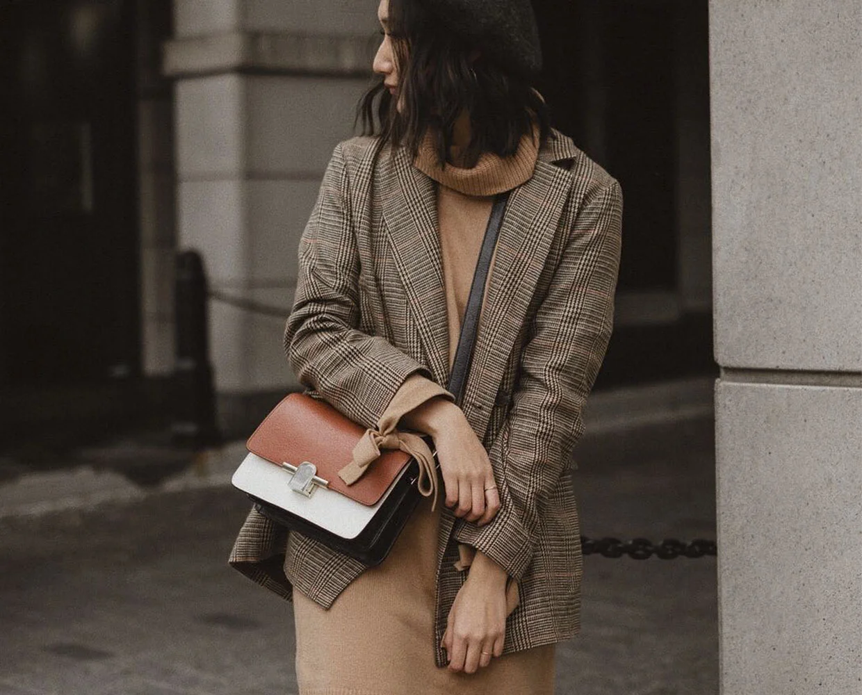 Capsule Wardrobe: The Key To a Stress-free Morning Routine