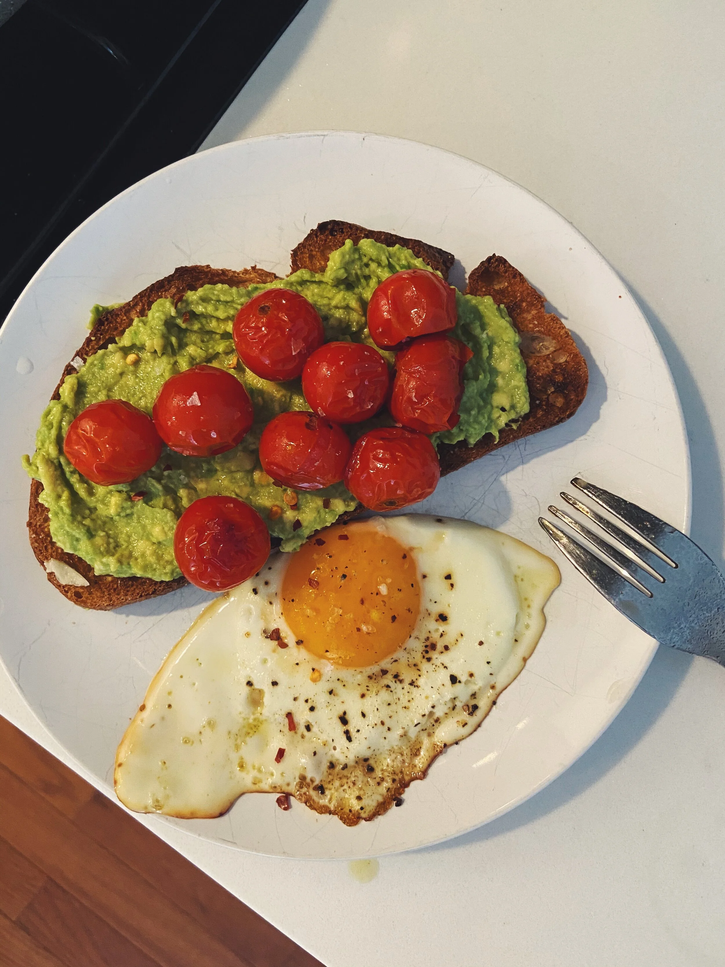 A Tiny Kitchen Vol. 001: What I Like To Cook