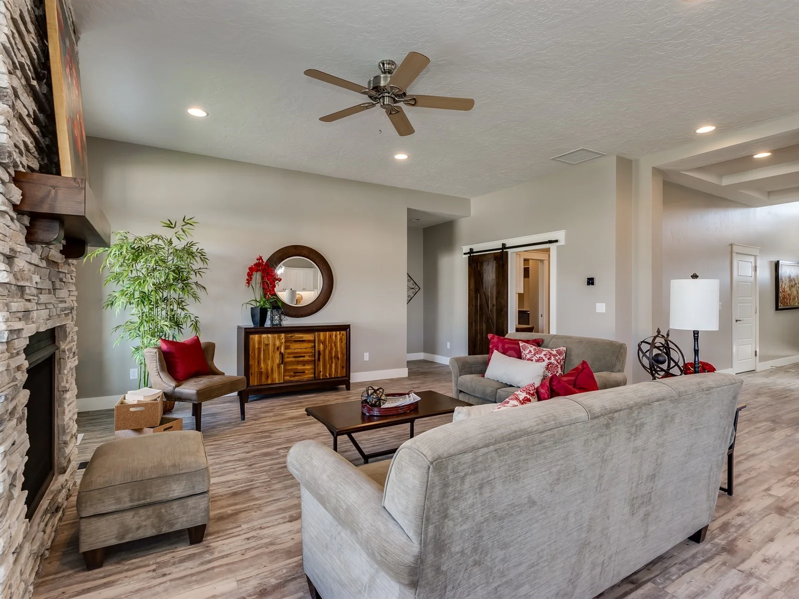 012_Living Room .jpg