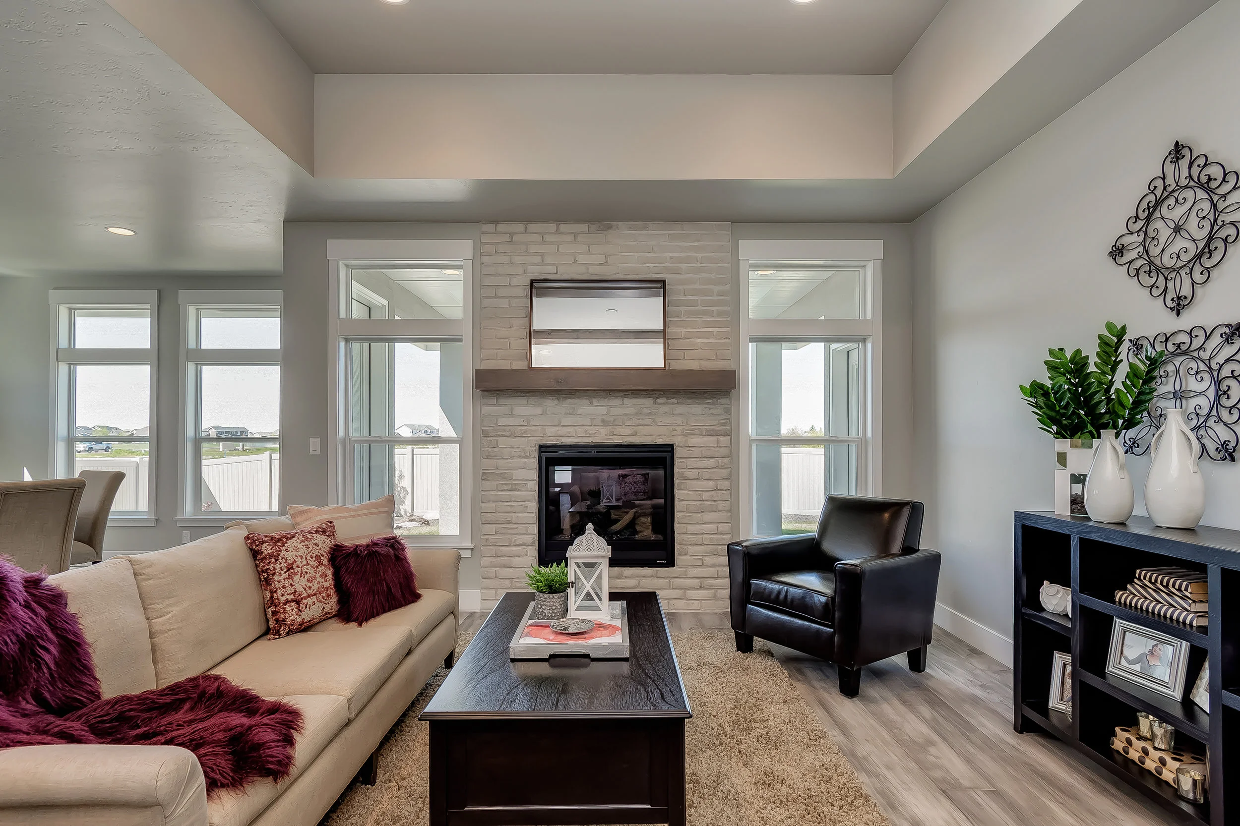 018_Living Room .jpg