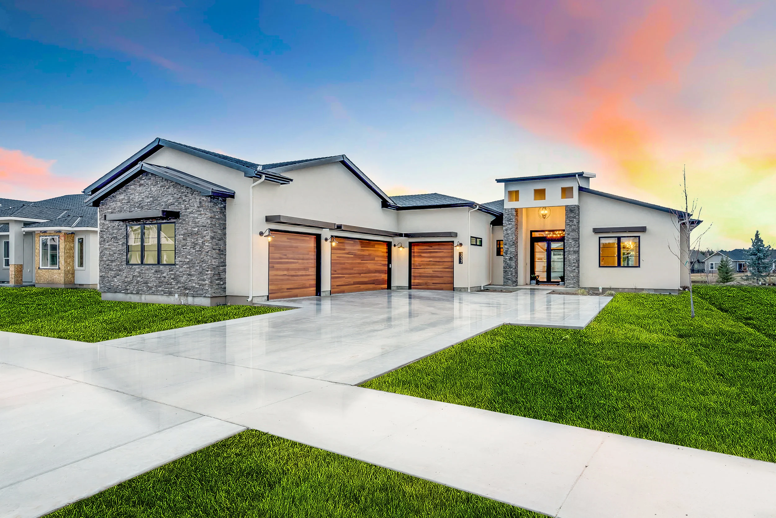 01-Front_of_Home.jpg