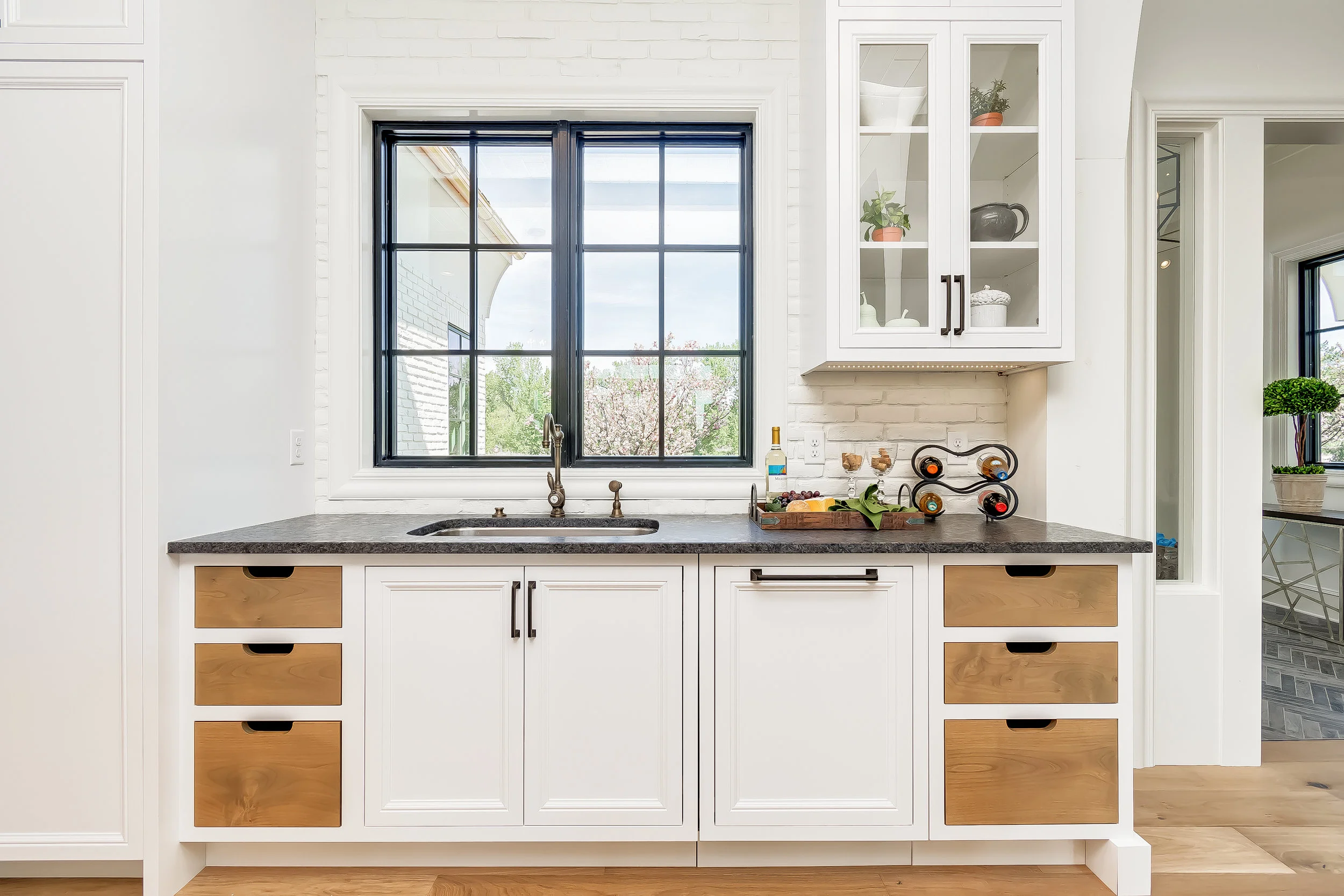 037_Kitchen .jpg