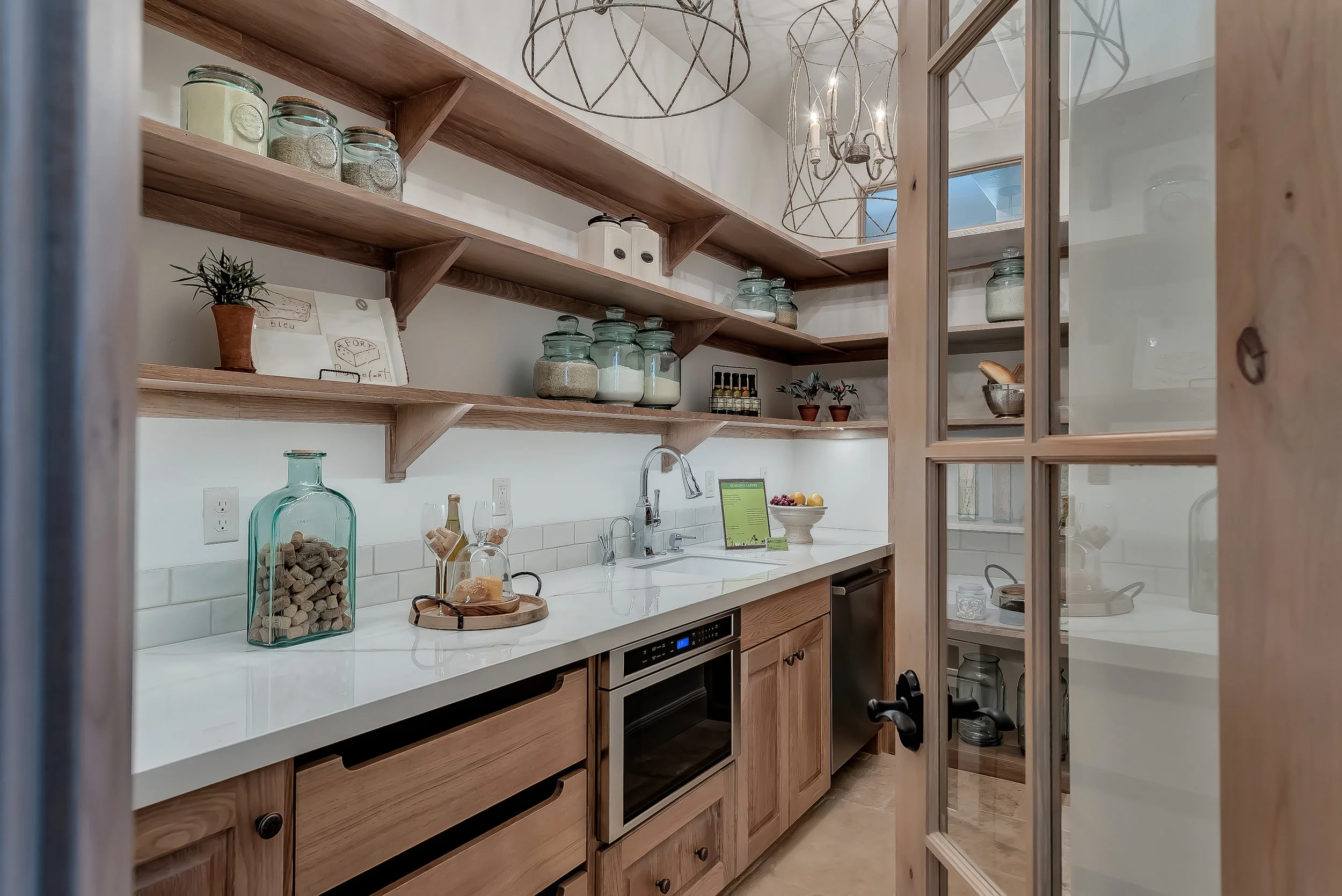 022_Pantry .jpg