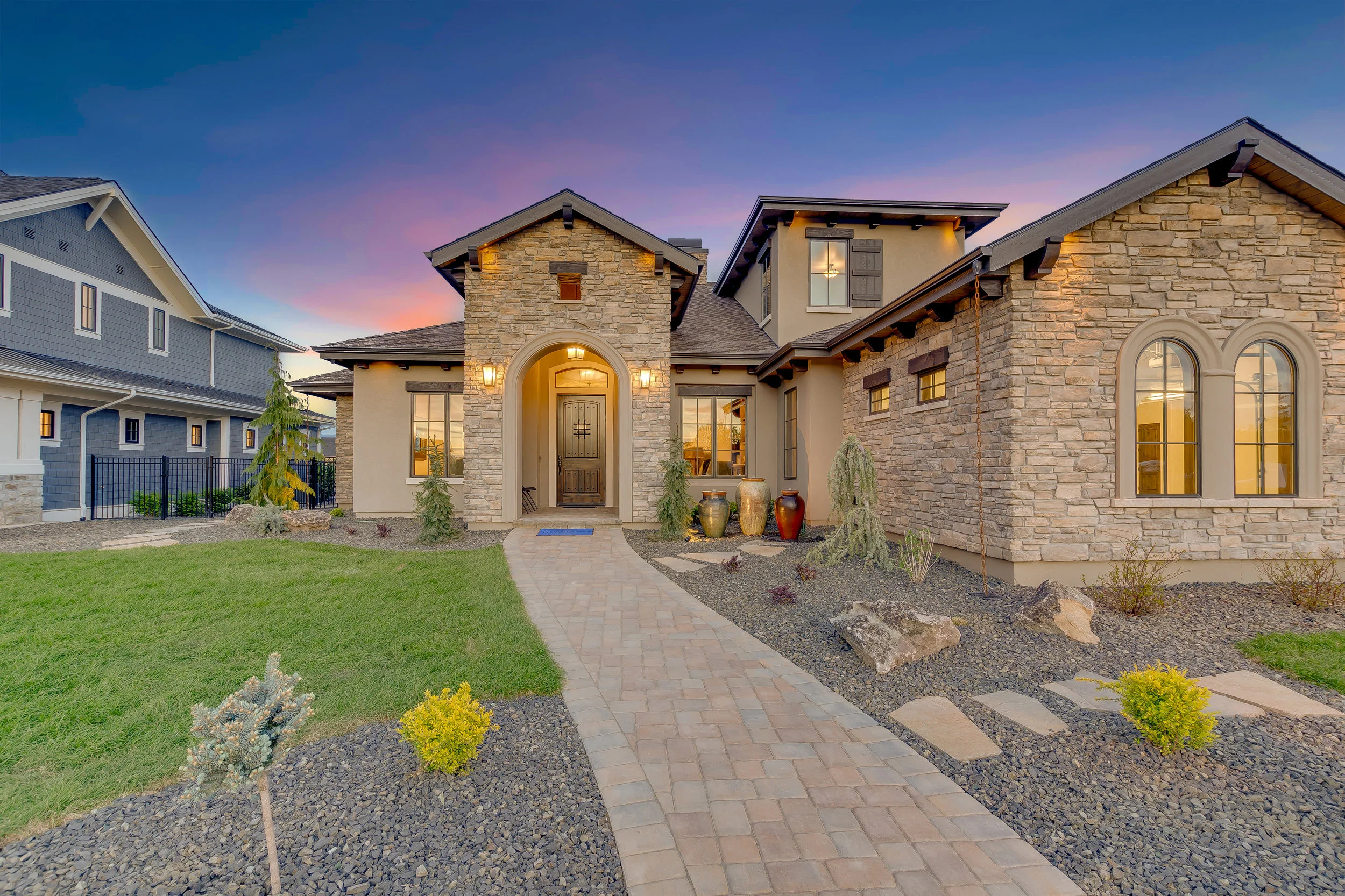02-Front Entry.jpg