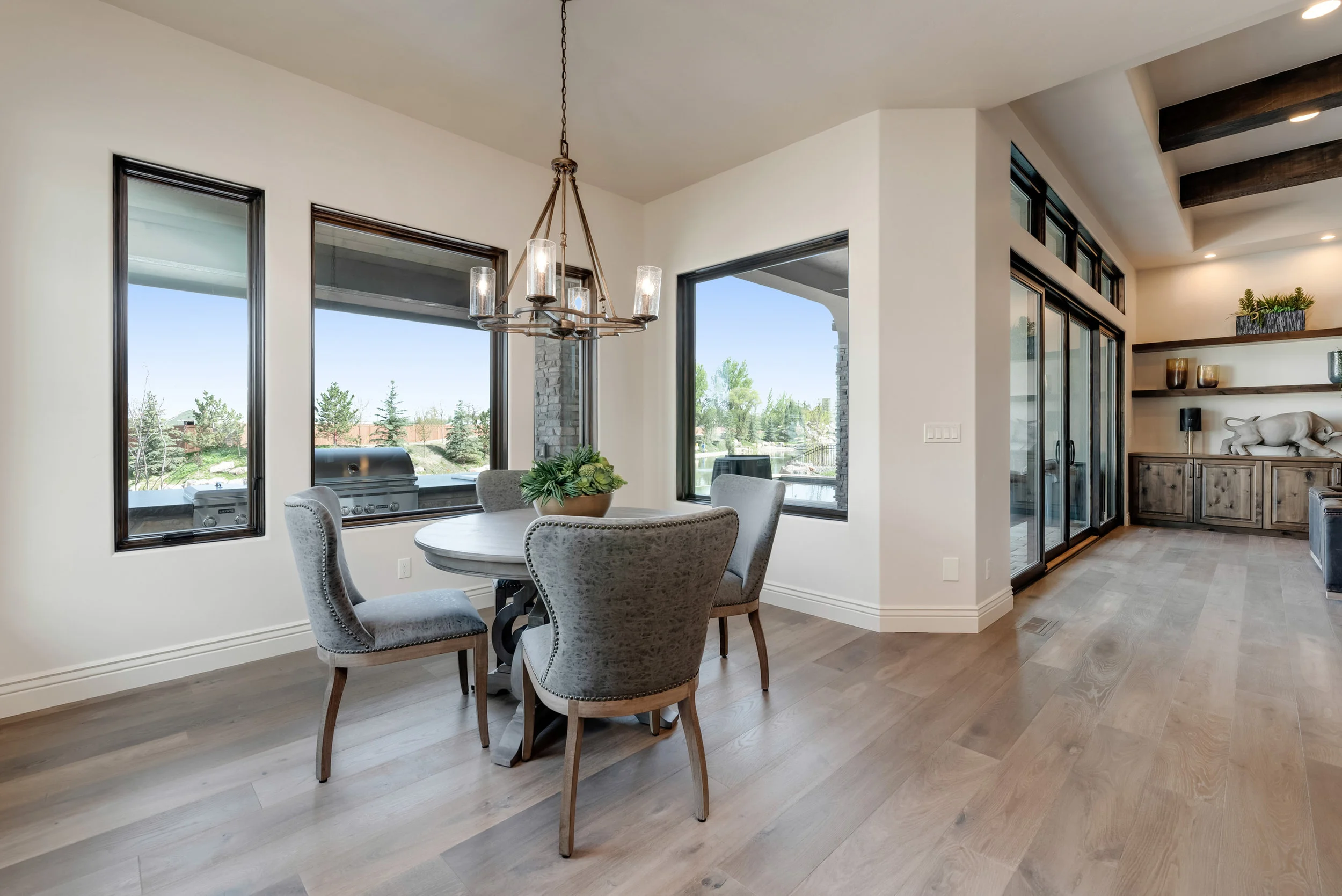 26-Dining View.jpg